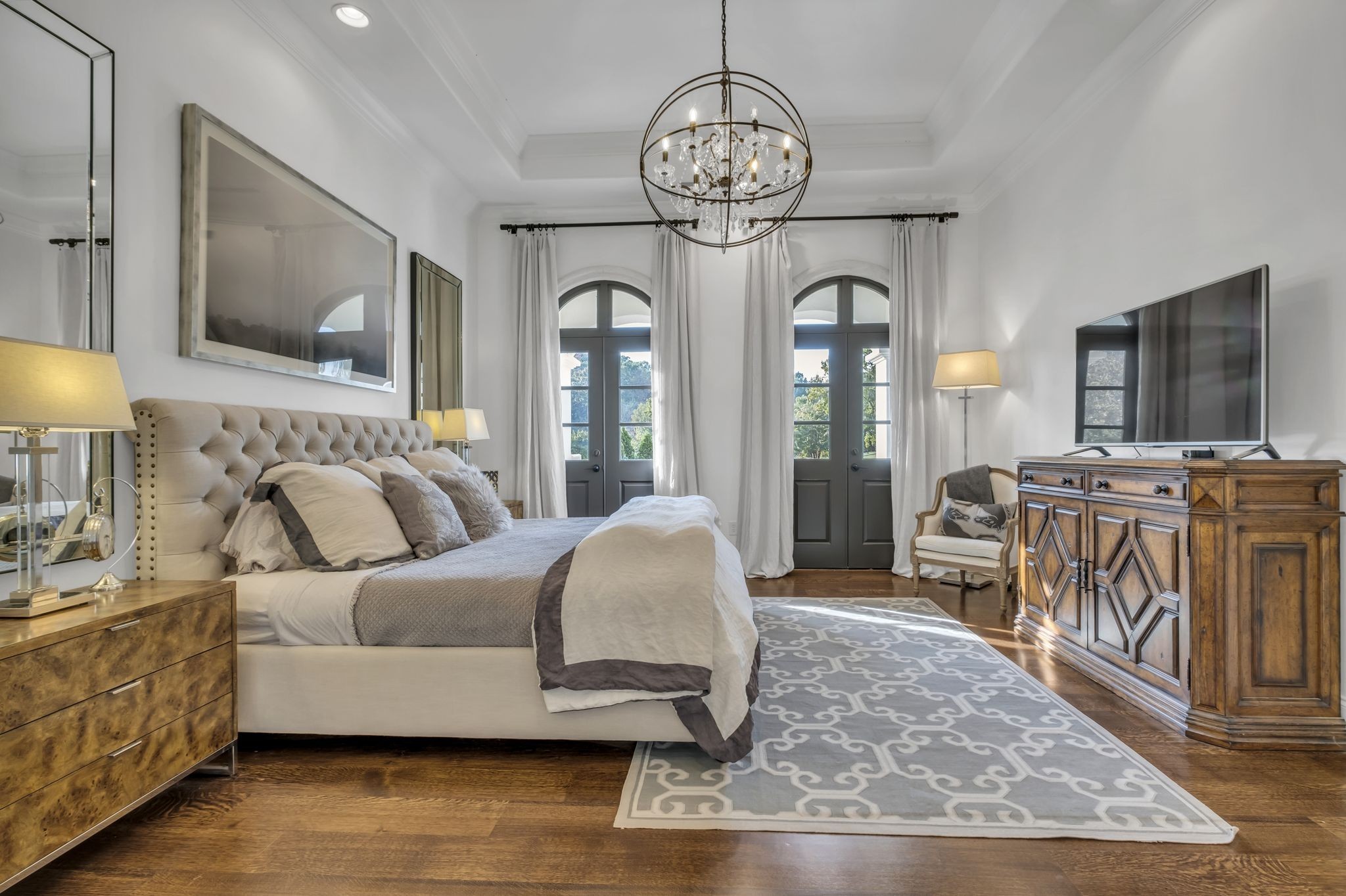 336 White Swans Crossing