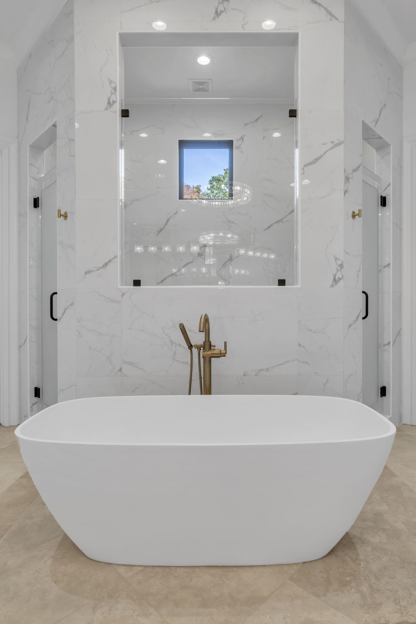 336 White Swans Crossing