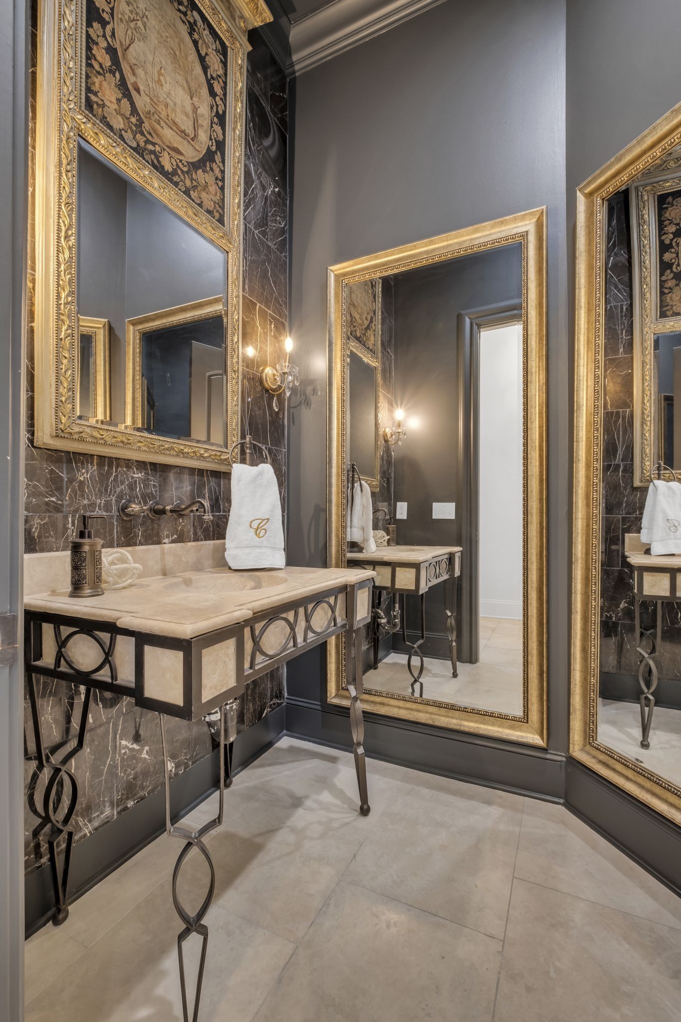 336 White Swans Crossing