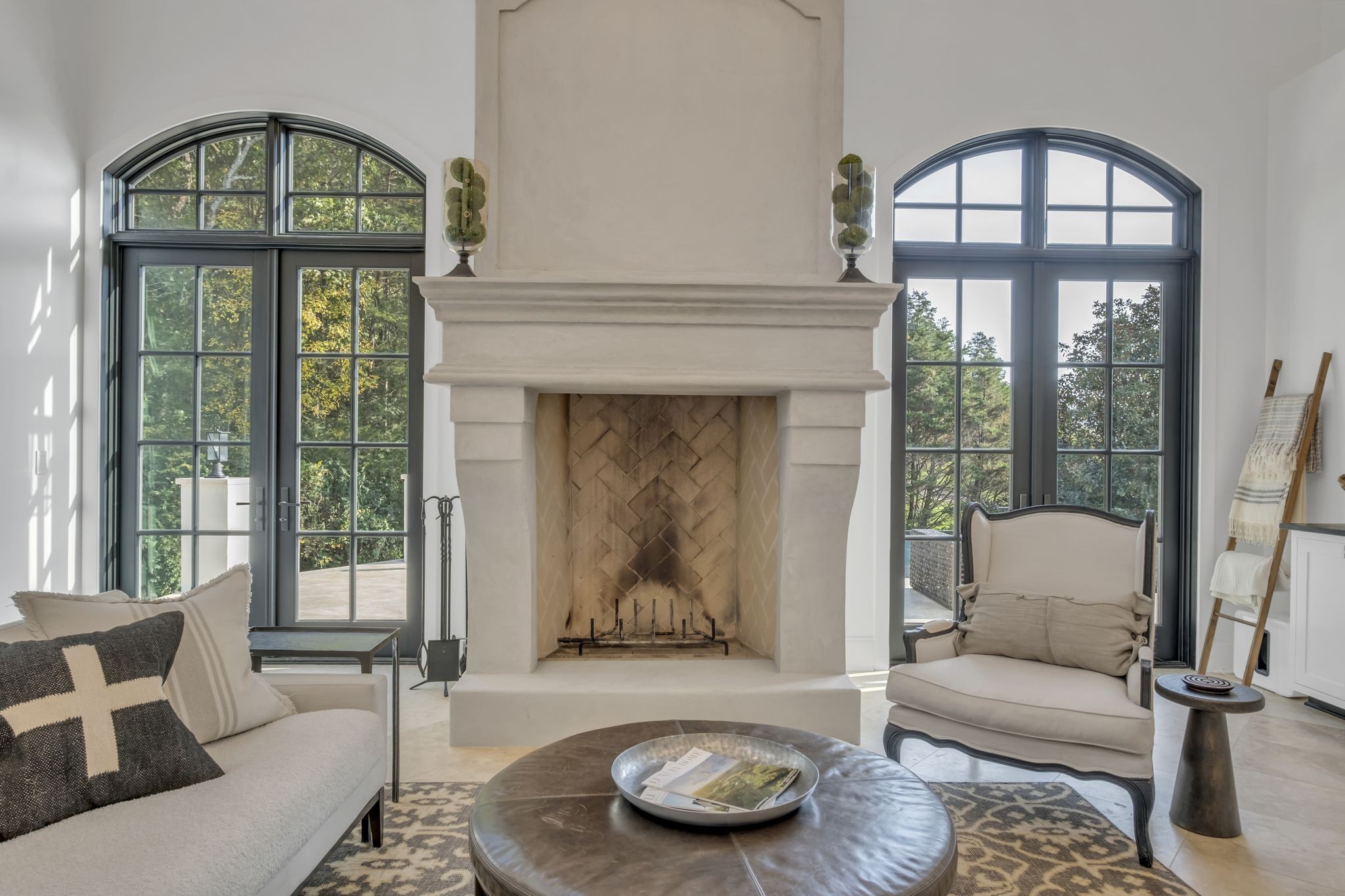 336 White Swans Crossing