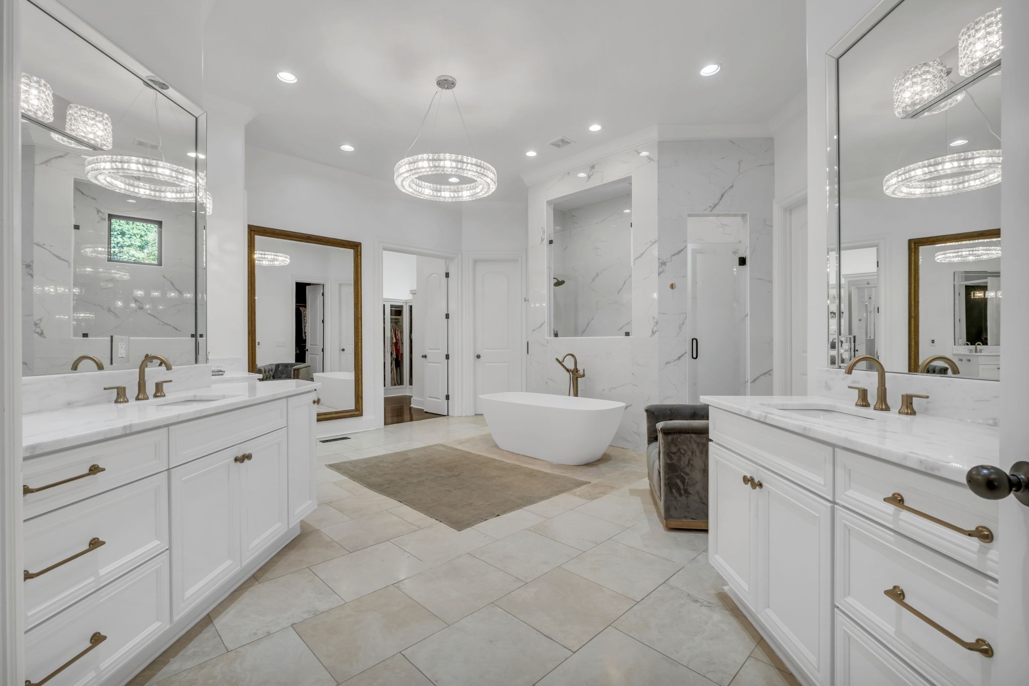 336 White Swans Crossing