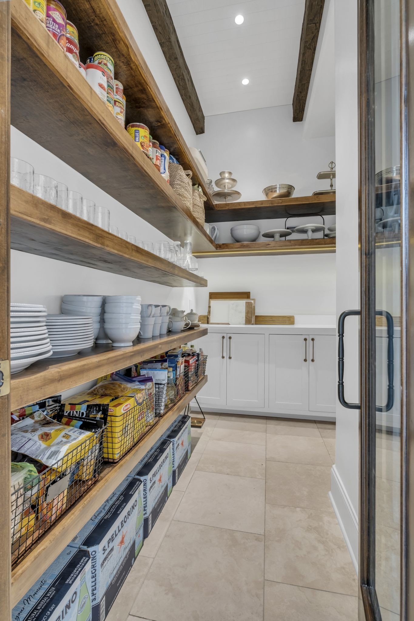 336 White Swans Crossing