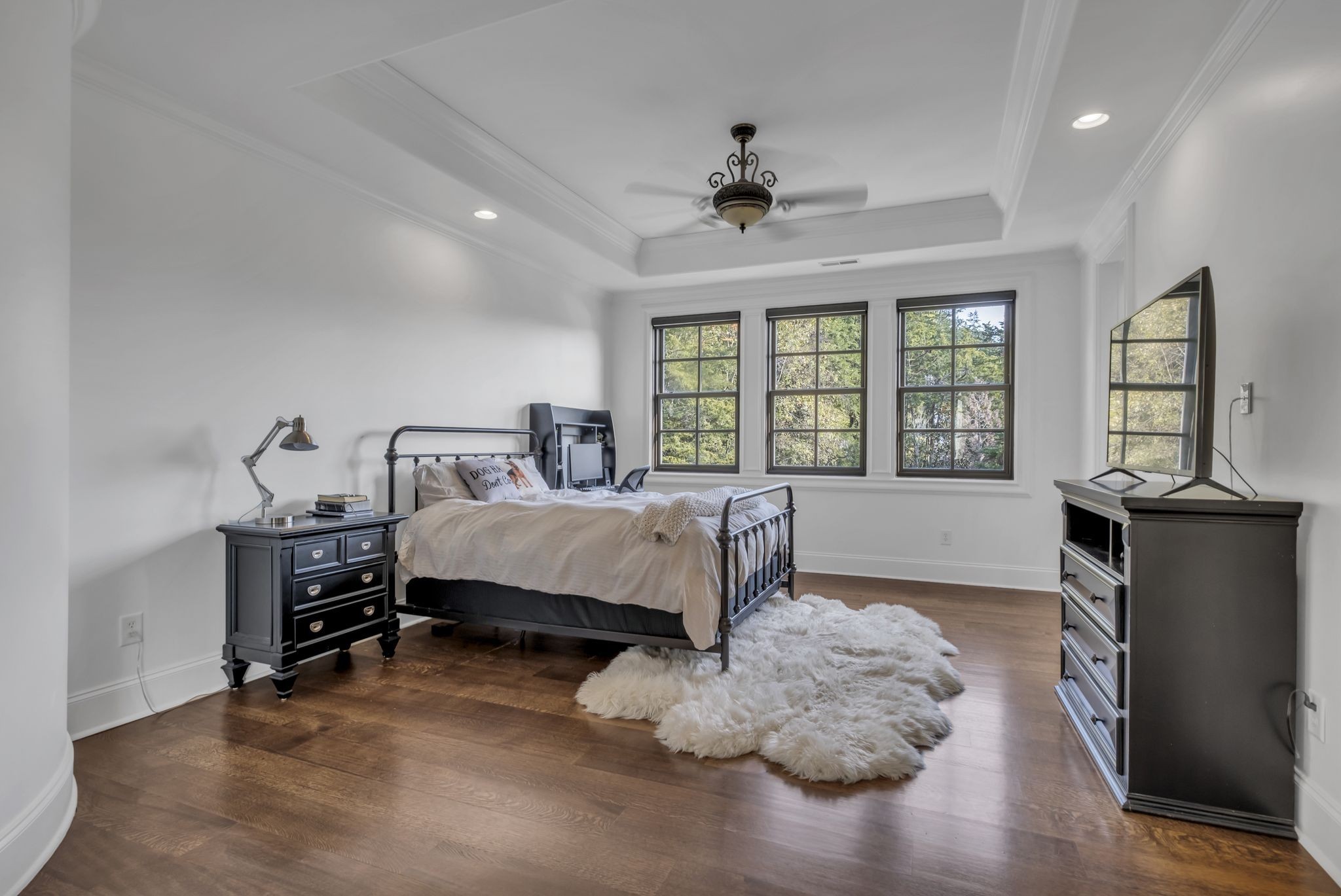 336 White Swans Crossing