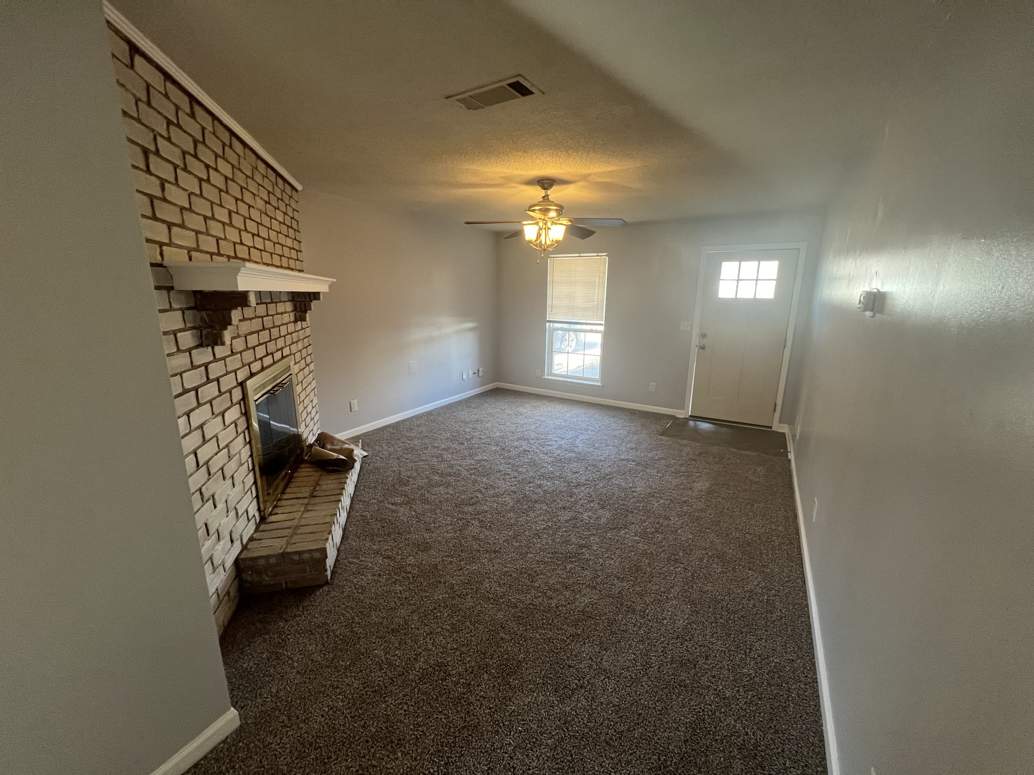 1817 Daisy Ct