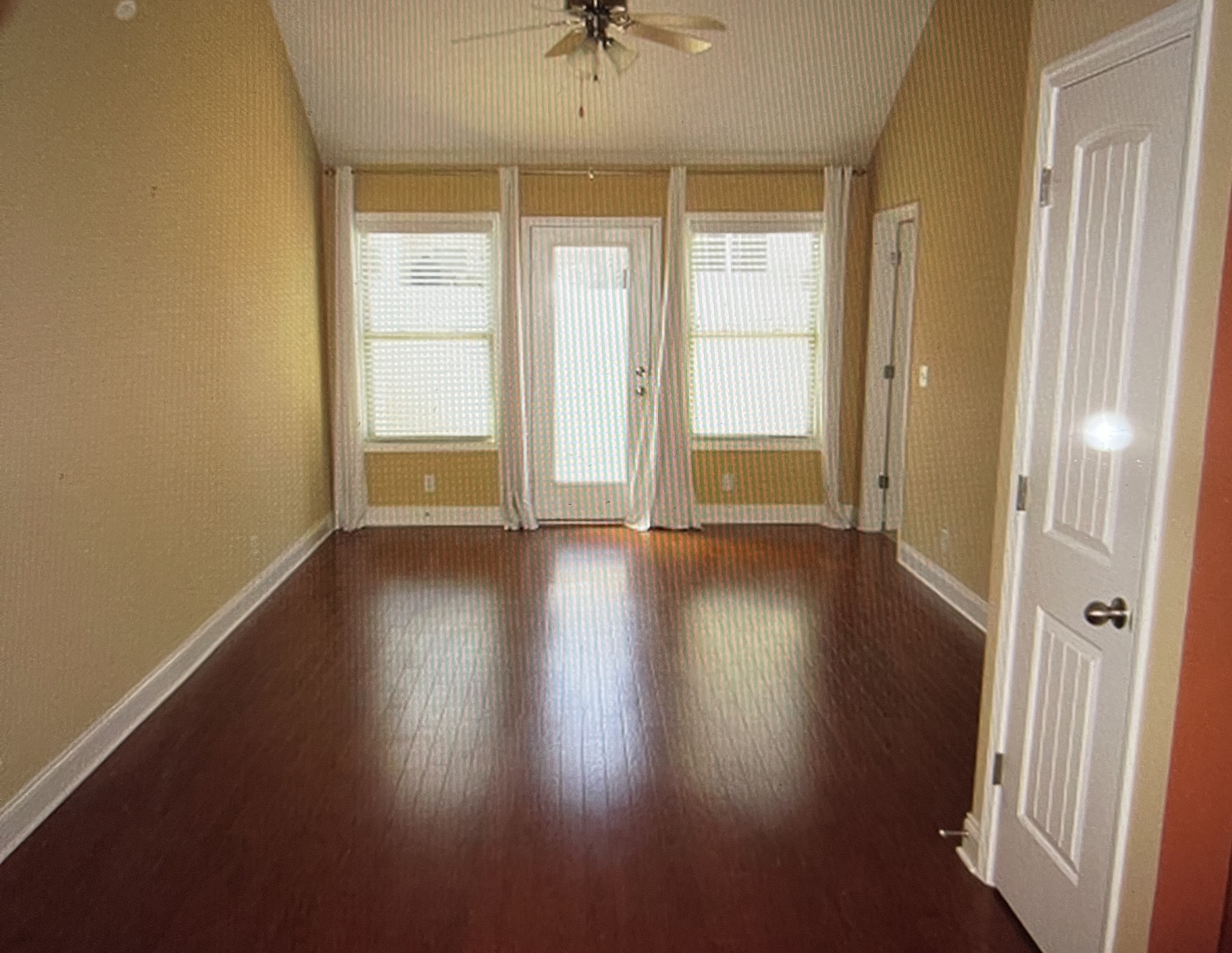 925 Keepsake Diamond Ln