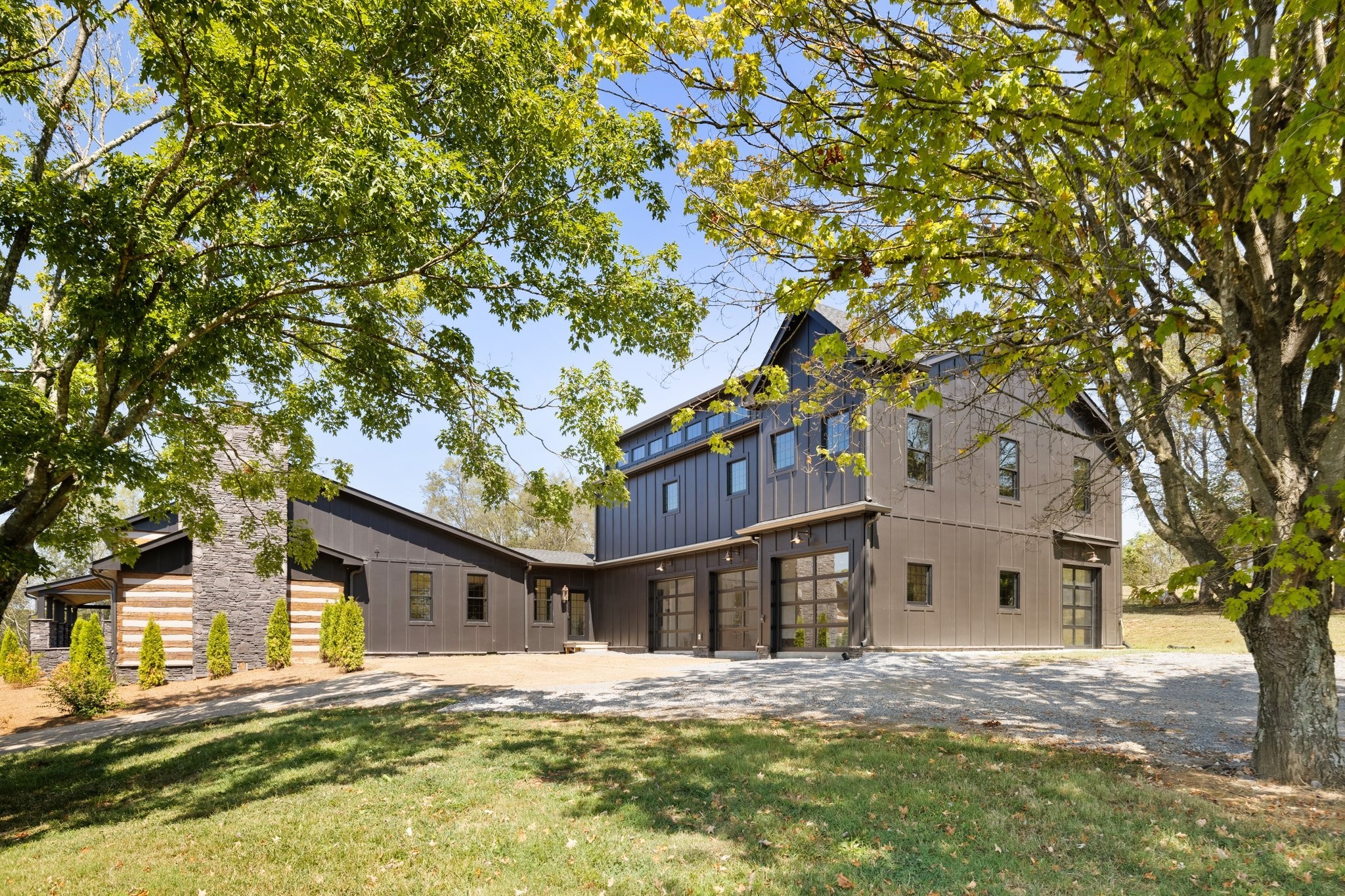 1554 Latimer Ln