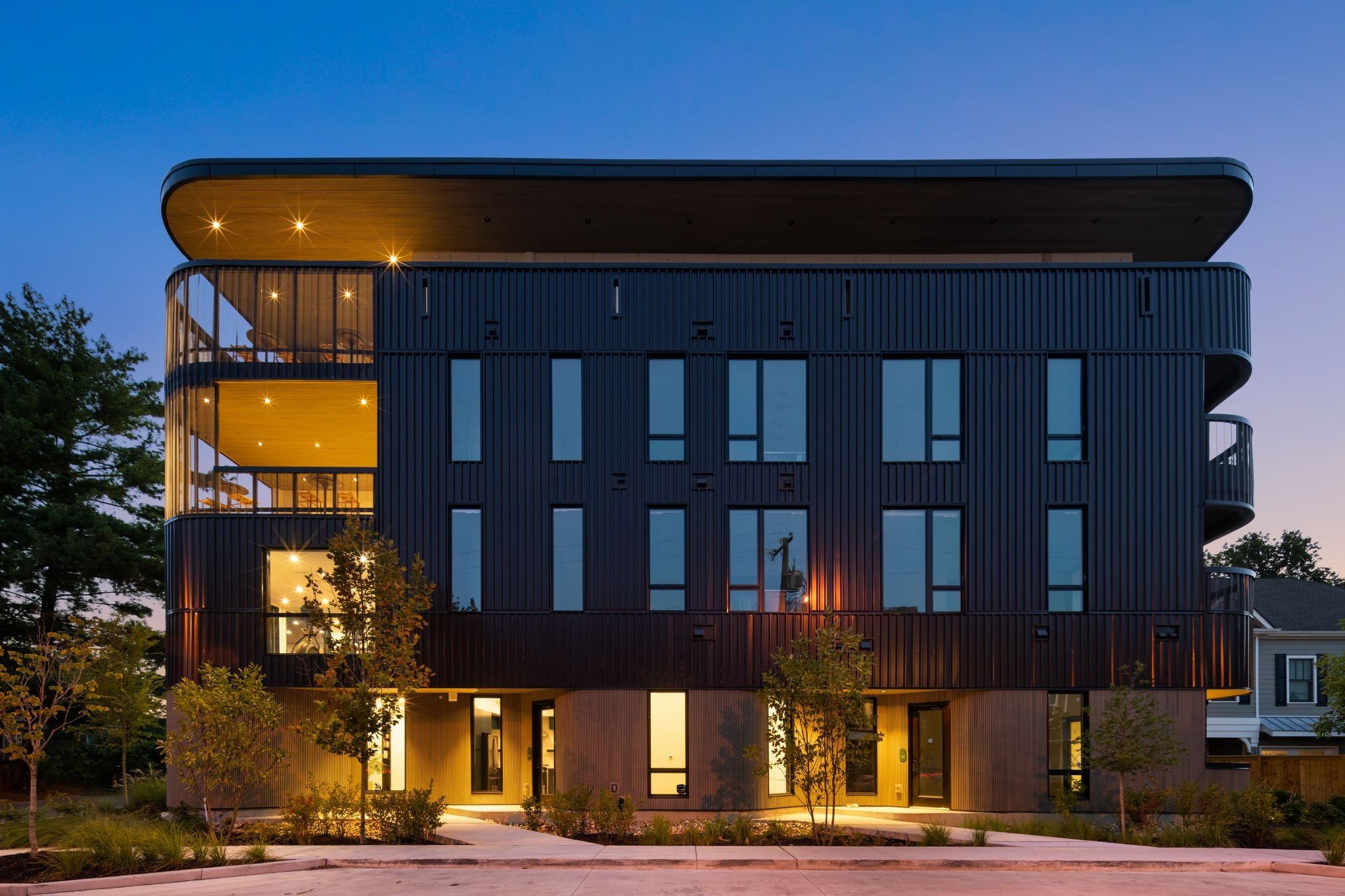 500 Merritt Ave Unit: 302