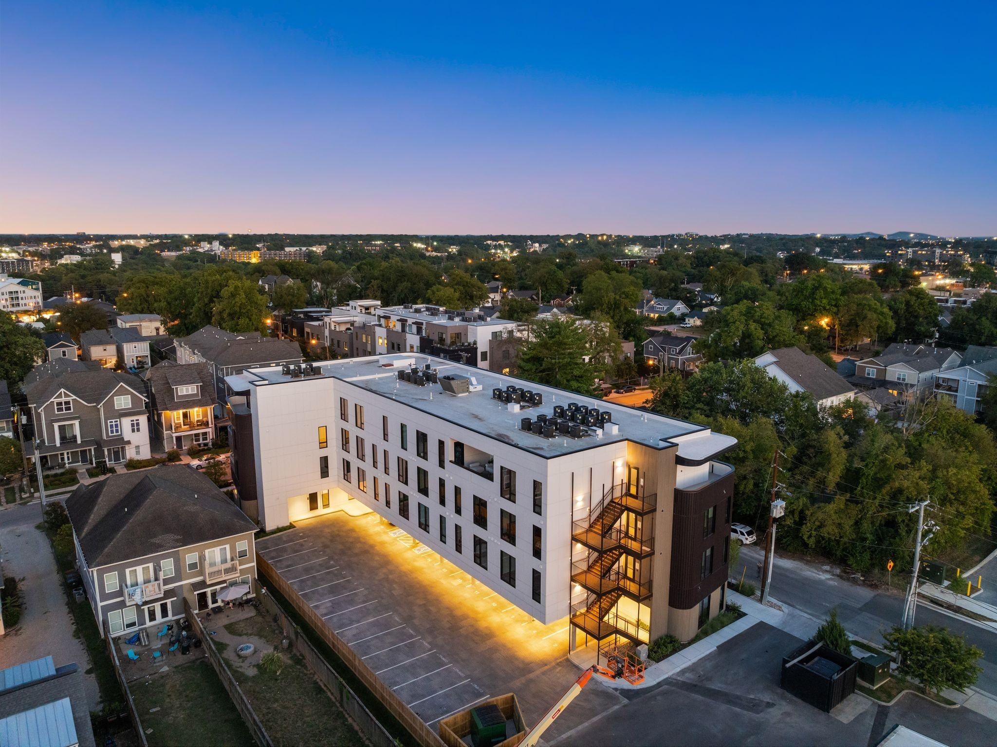 500 Merritt Ave Unit: 302