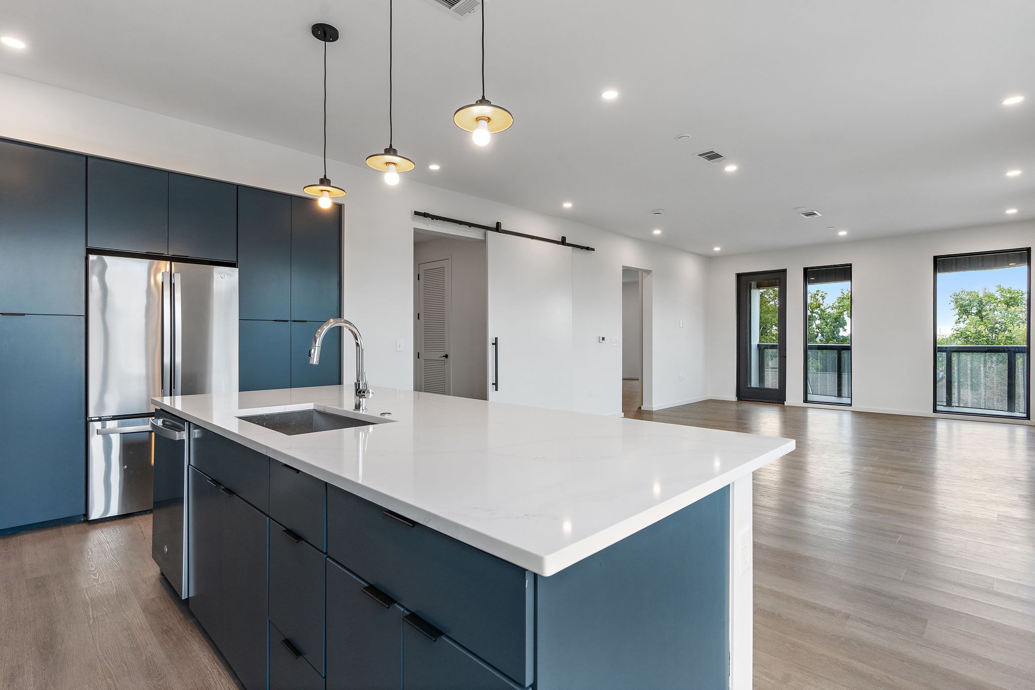 500 Merritt Ave Unit: 302