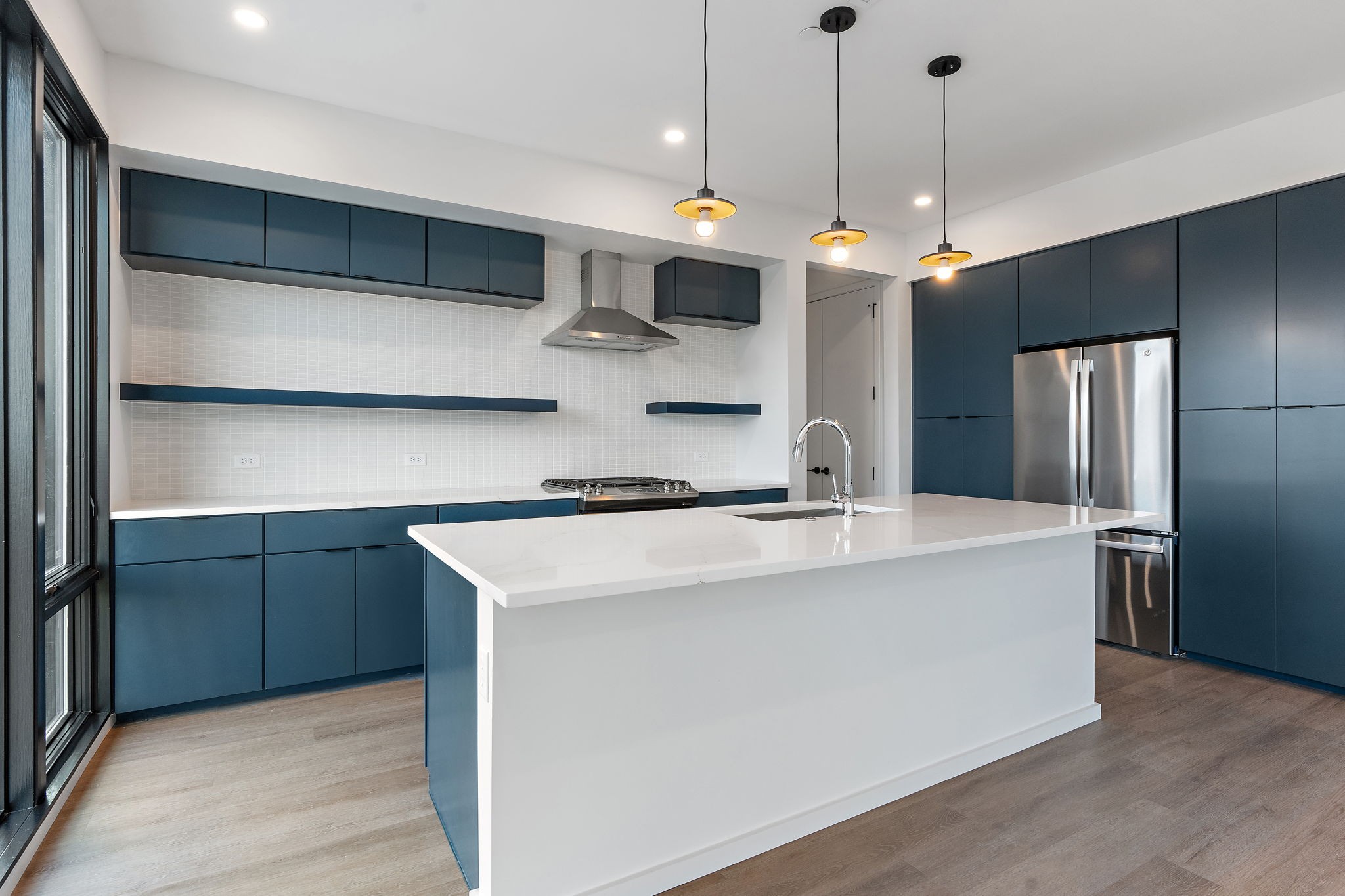 500 Merritt Ave Unit: 302