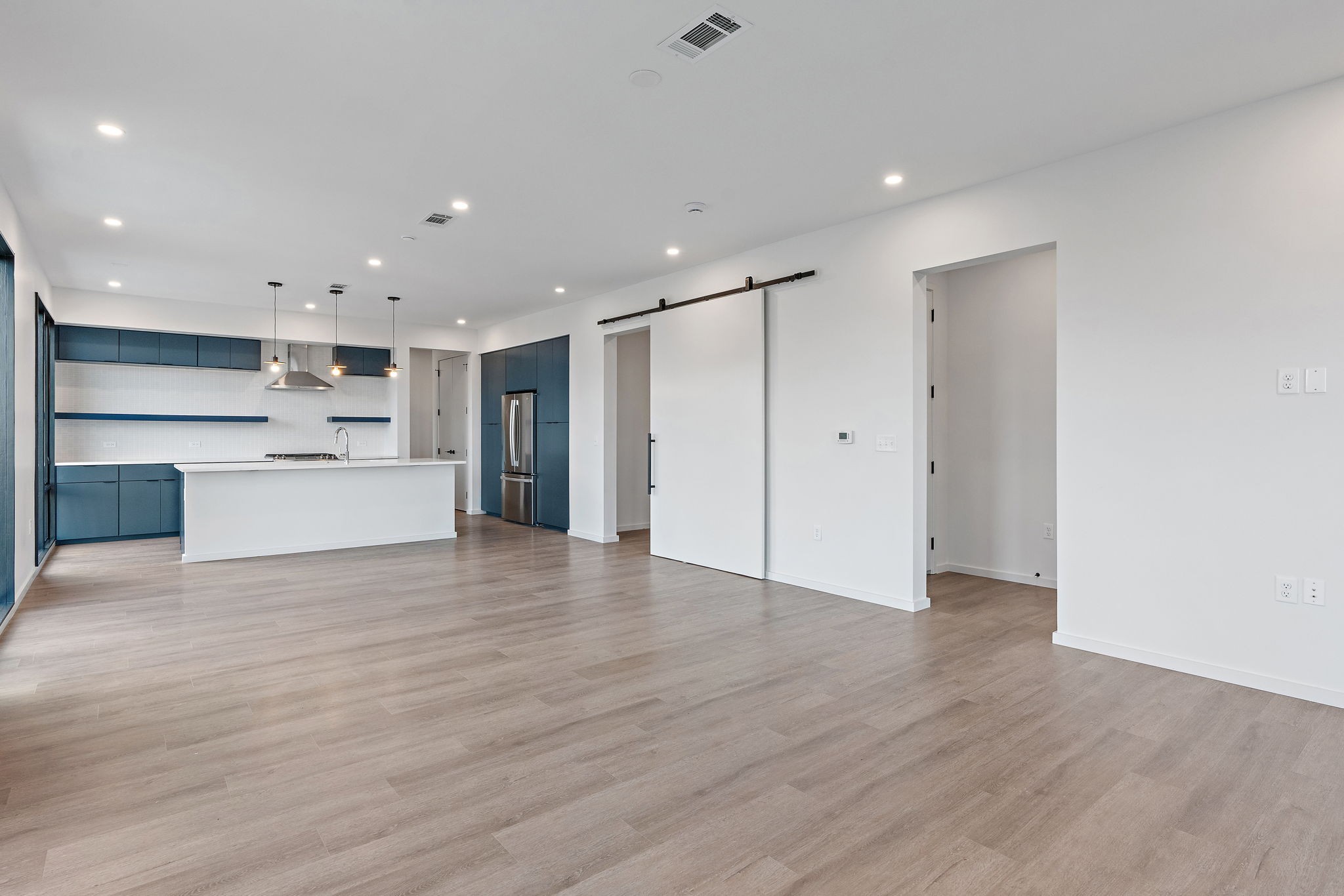 500 Merritt Ave Unit: 302