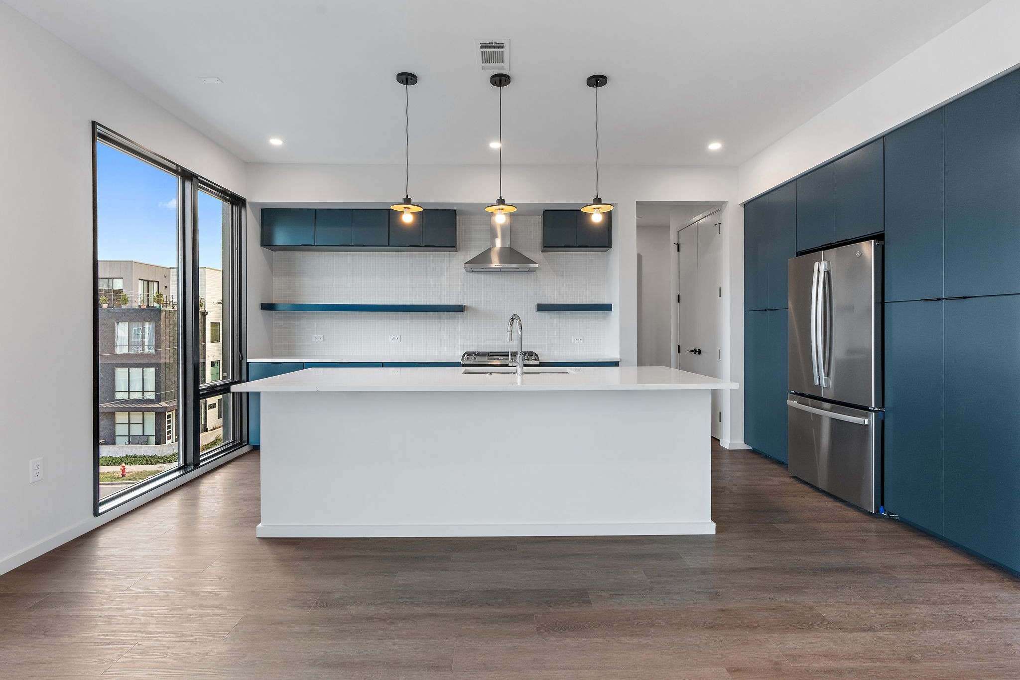 500 Merritt Ave Unit: 302