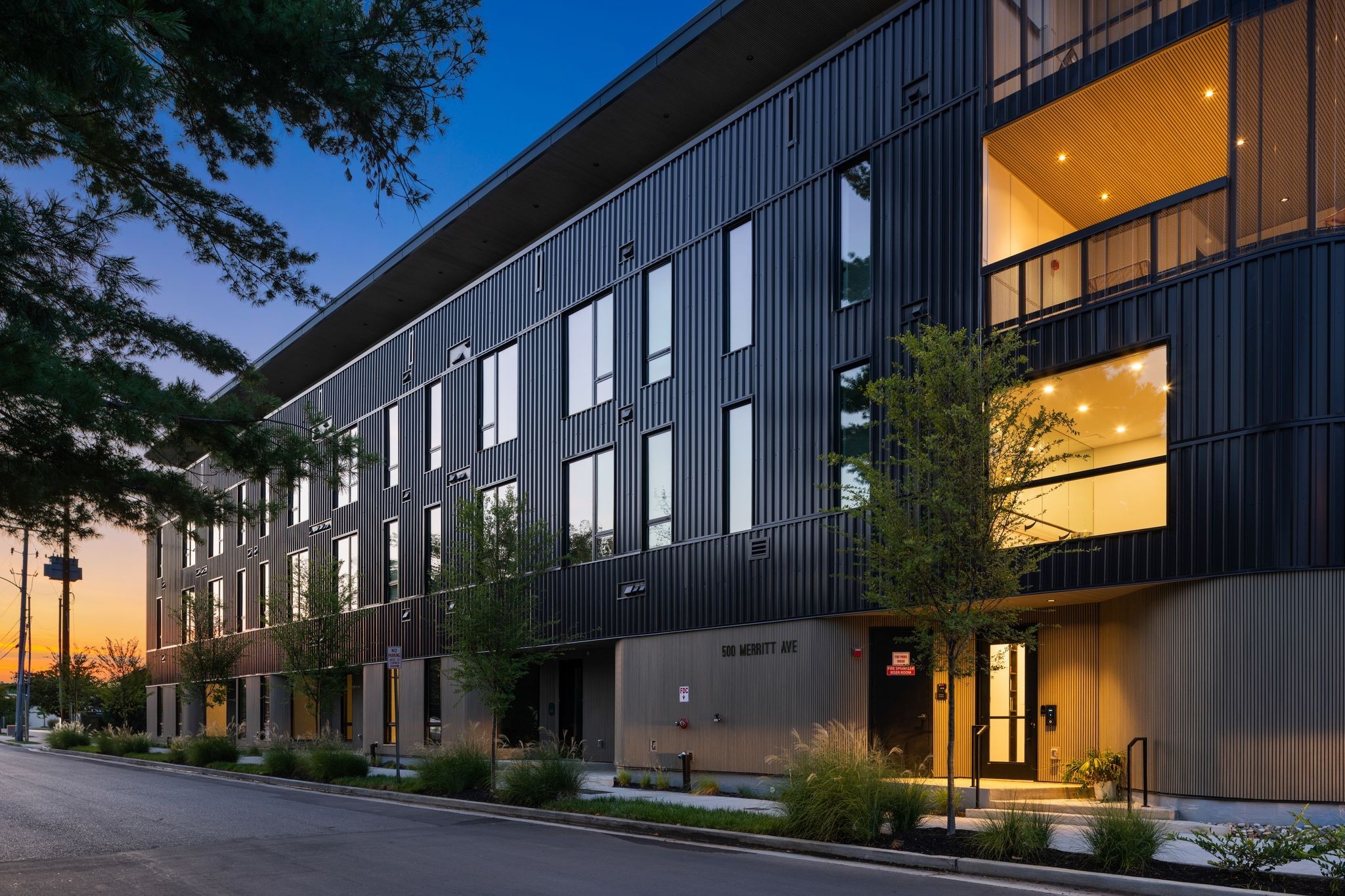 500 Merritt Ave Unit: 302