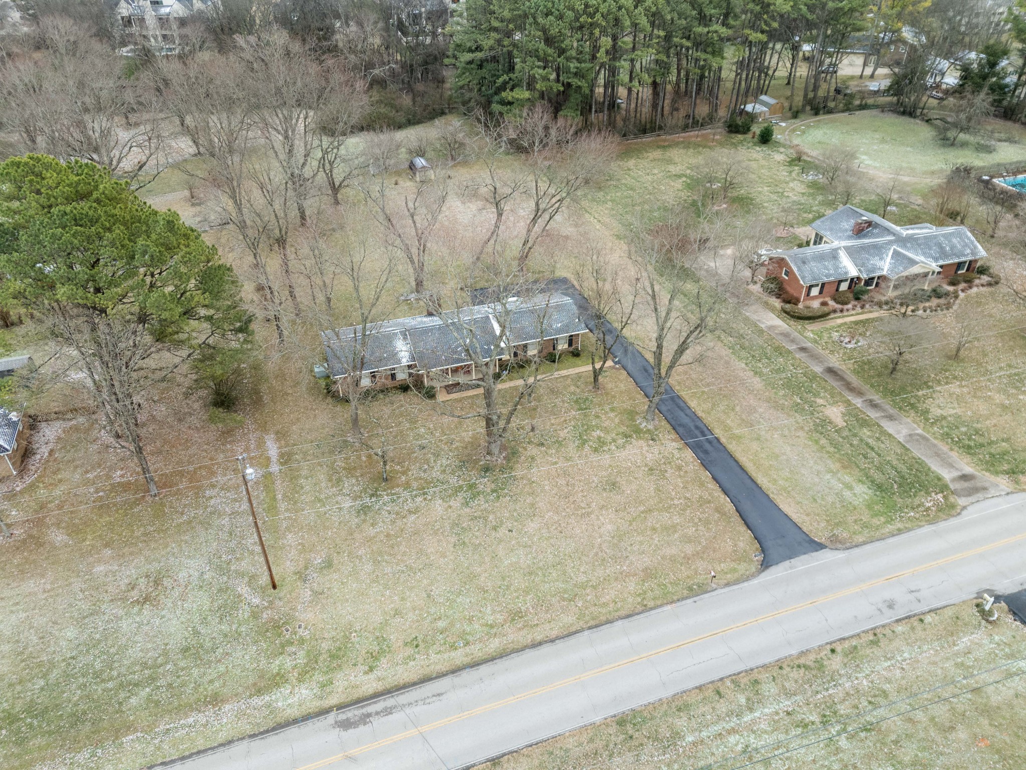 1310 Lipscomb Dr