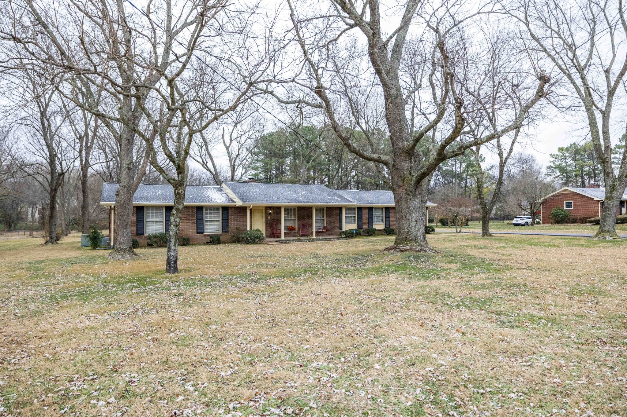 1310 Lipscomb Dr