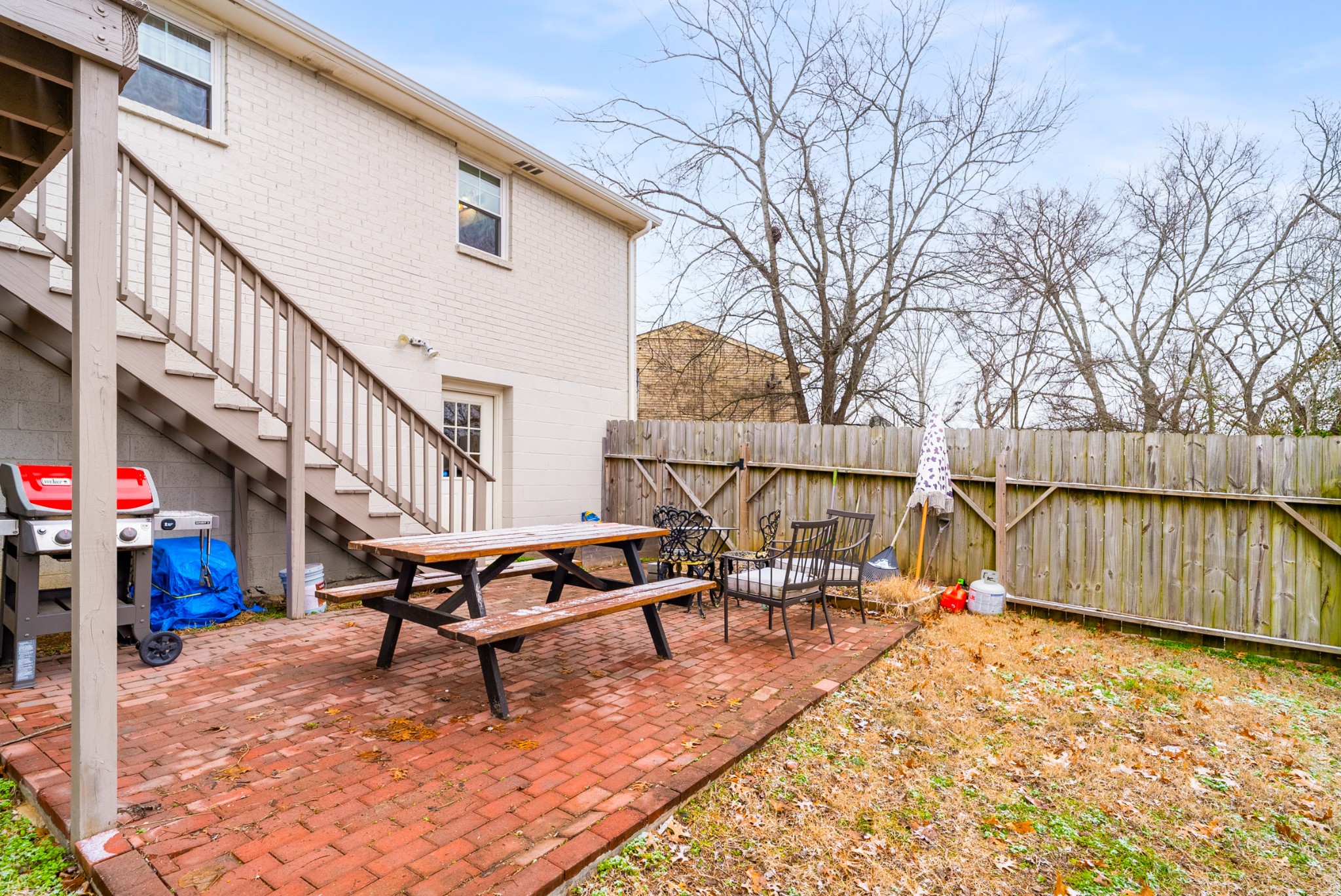 3305 Cocoa Dr