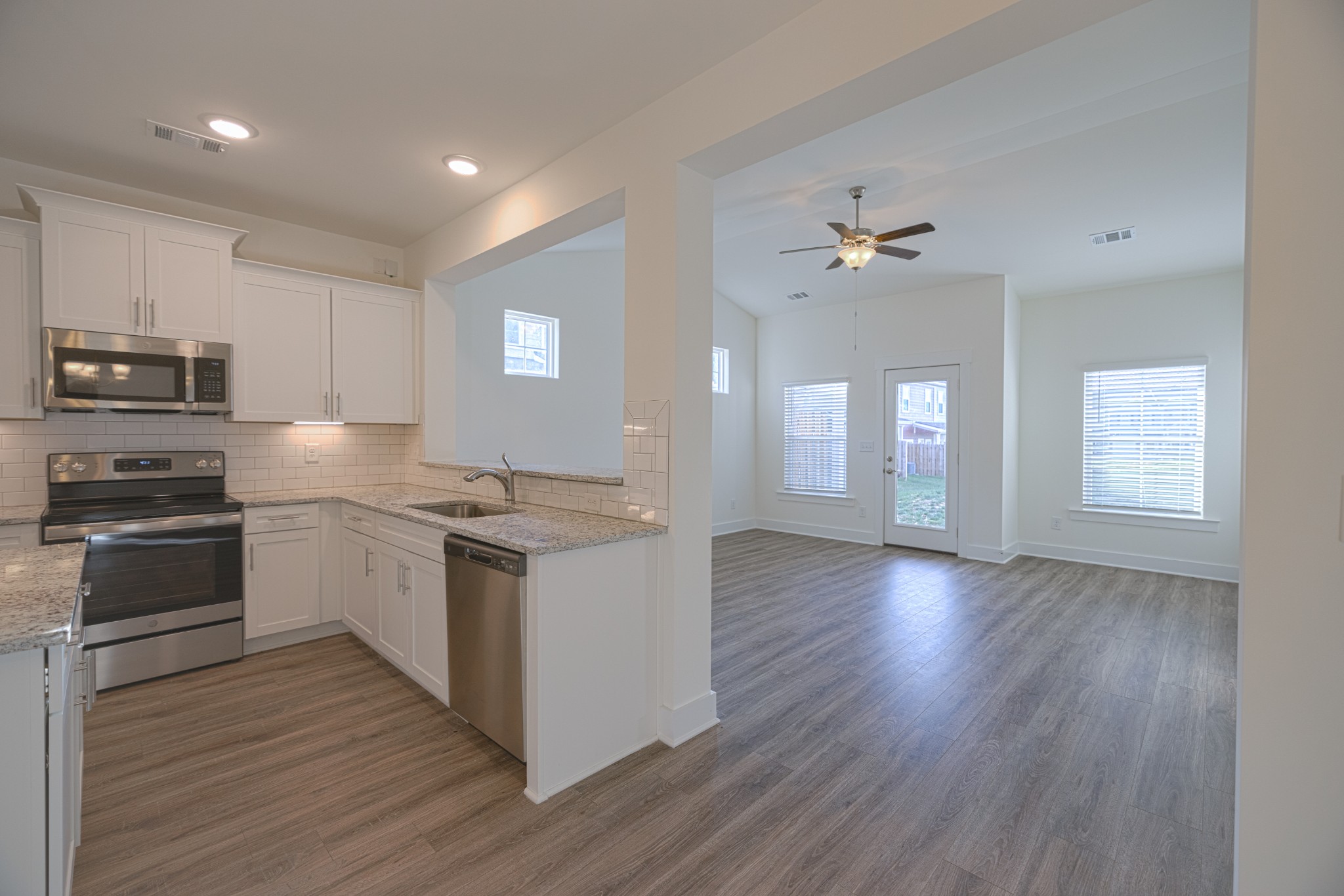 1001 Sweetleaf Dr