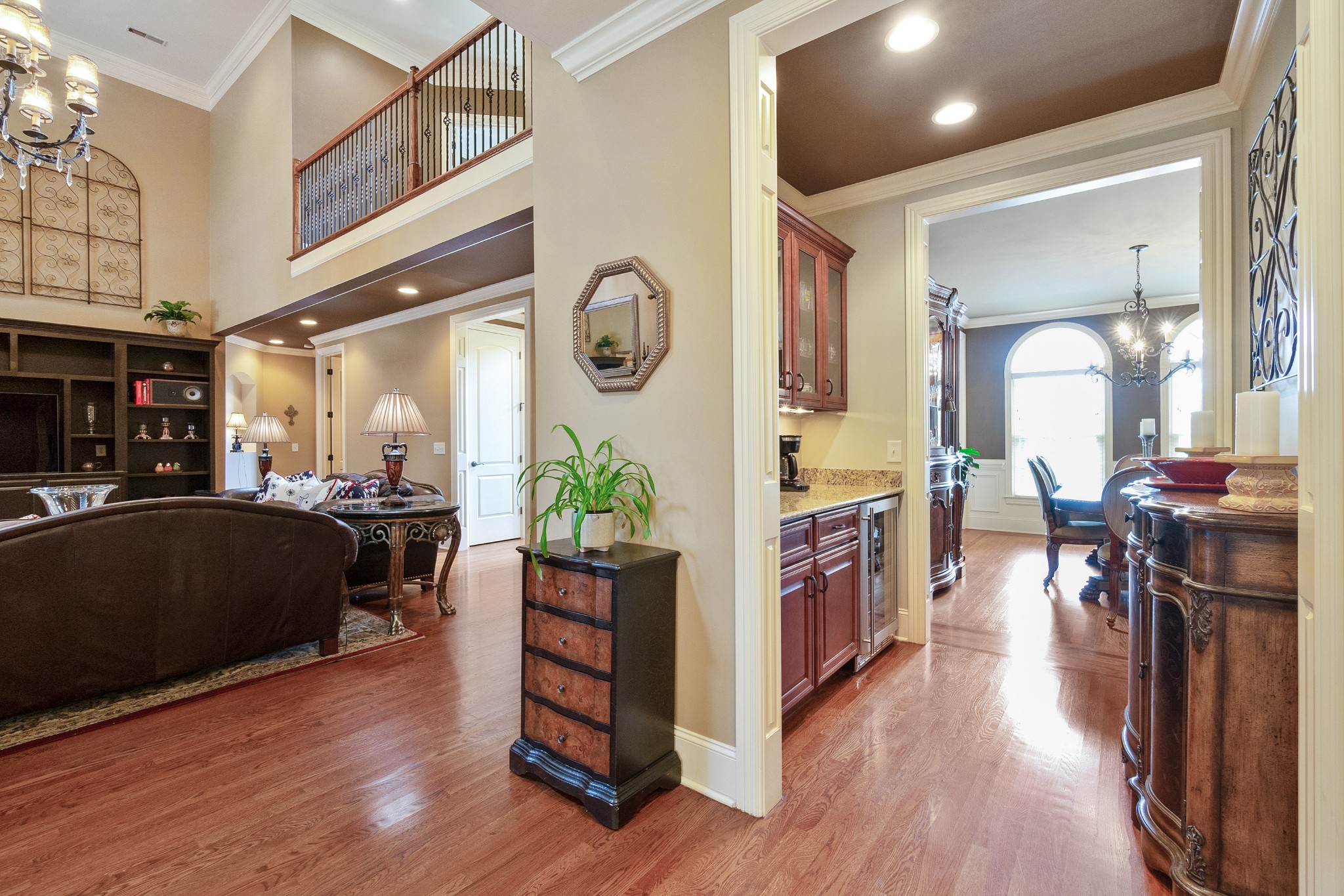 304 Hamlets End Way