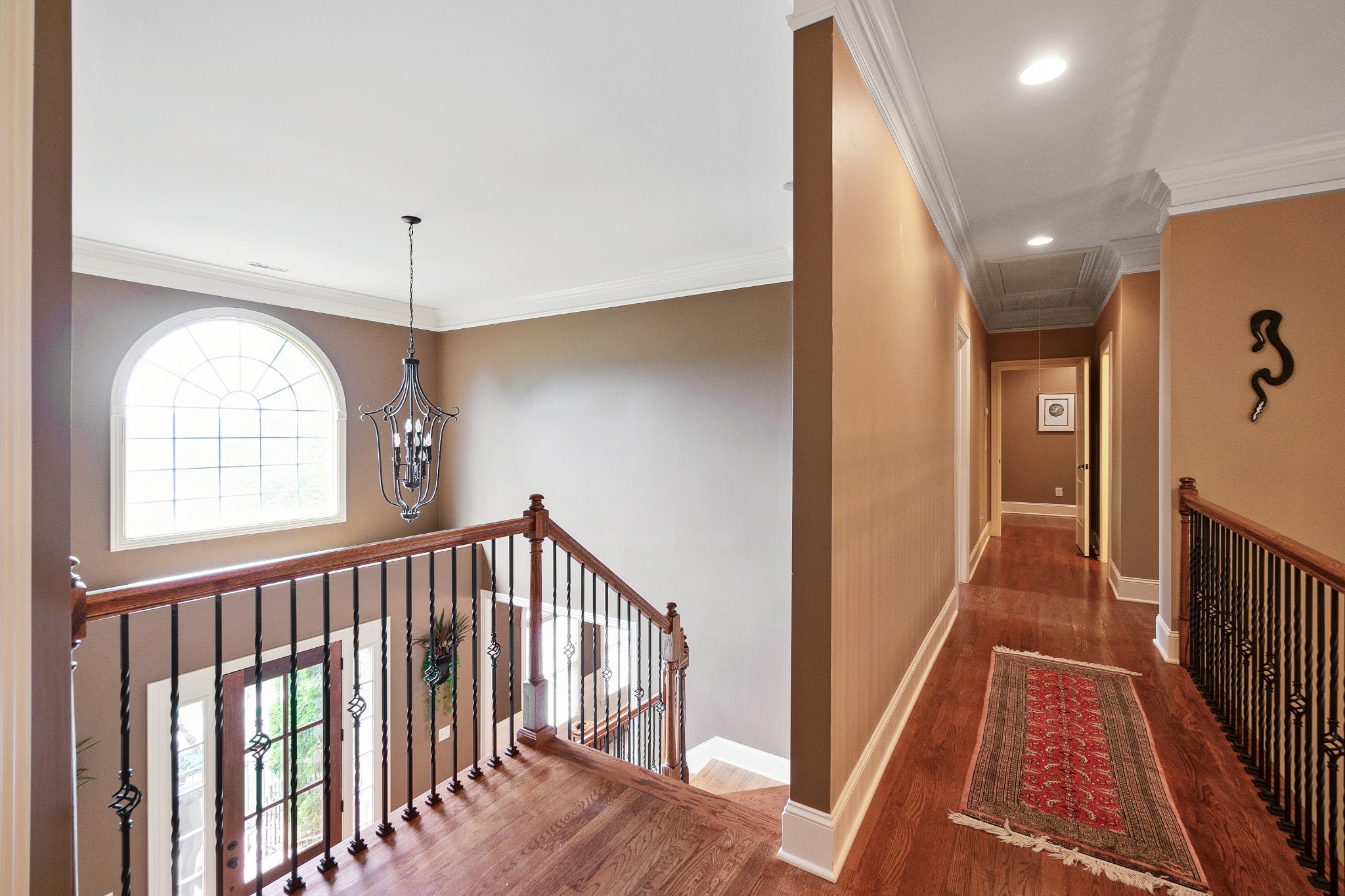 304 Hamlets End Way