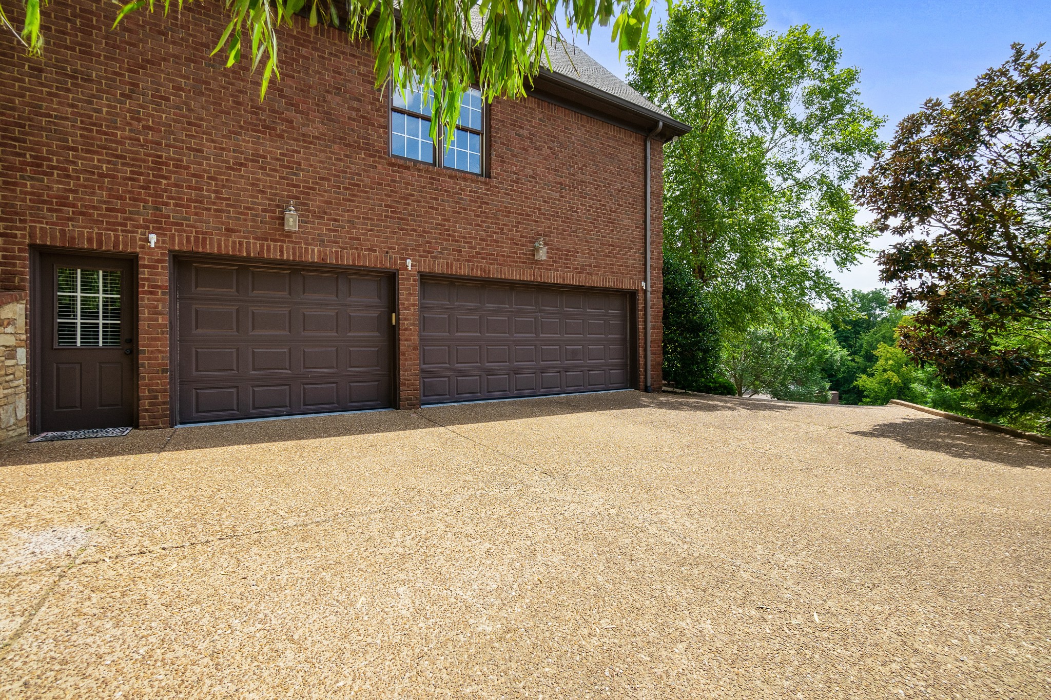 304 Hamlets End Way
