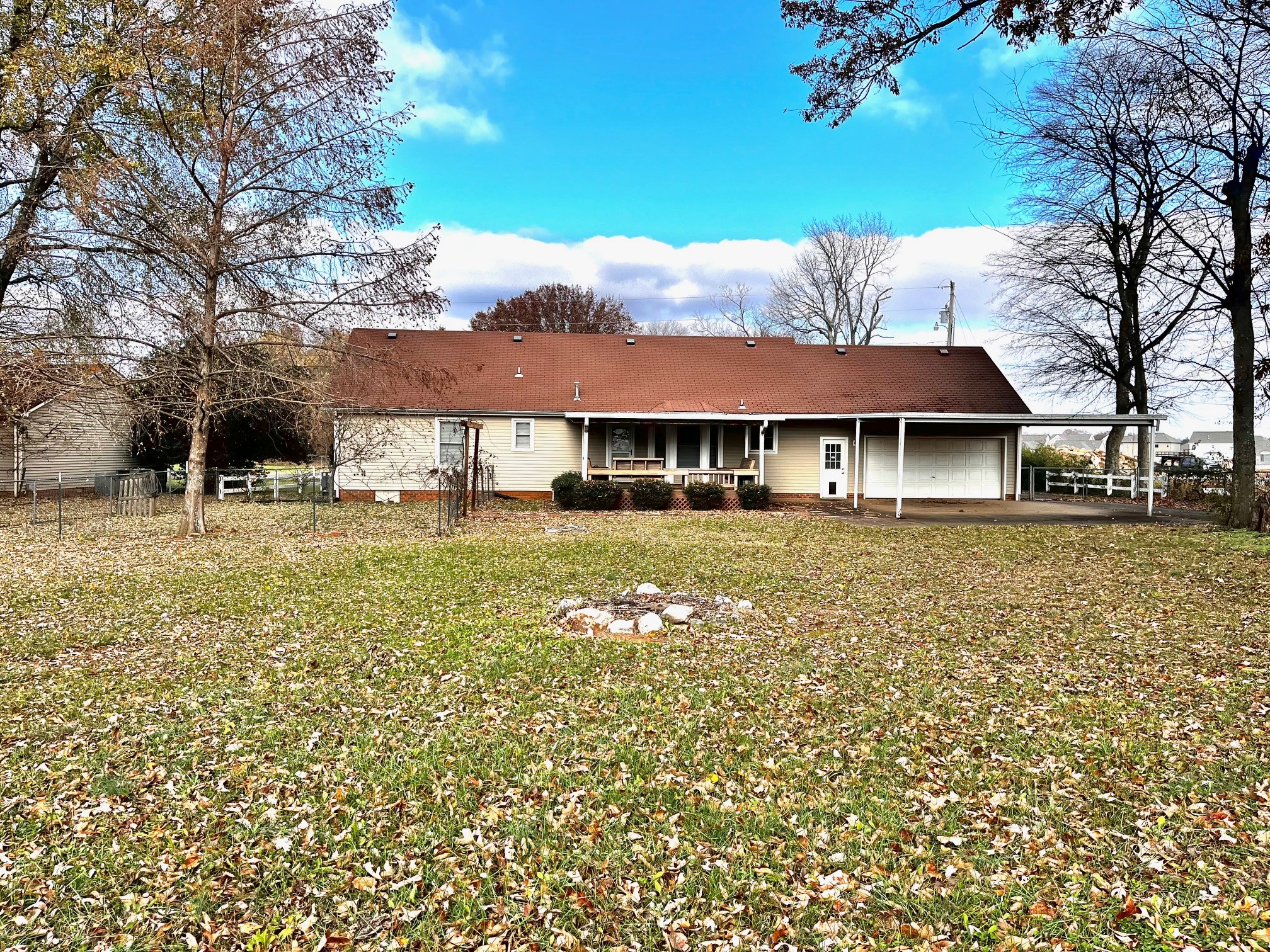 3833 Country Park Ln