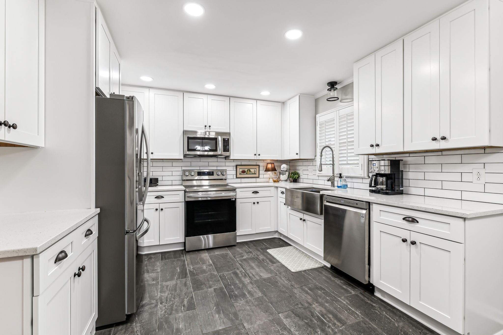 706 Cherokee Ct