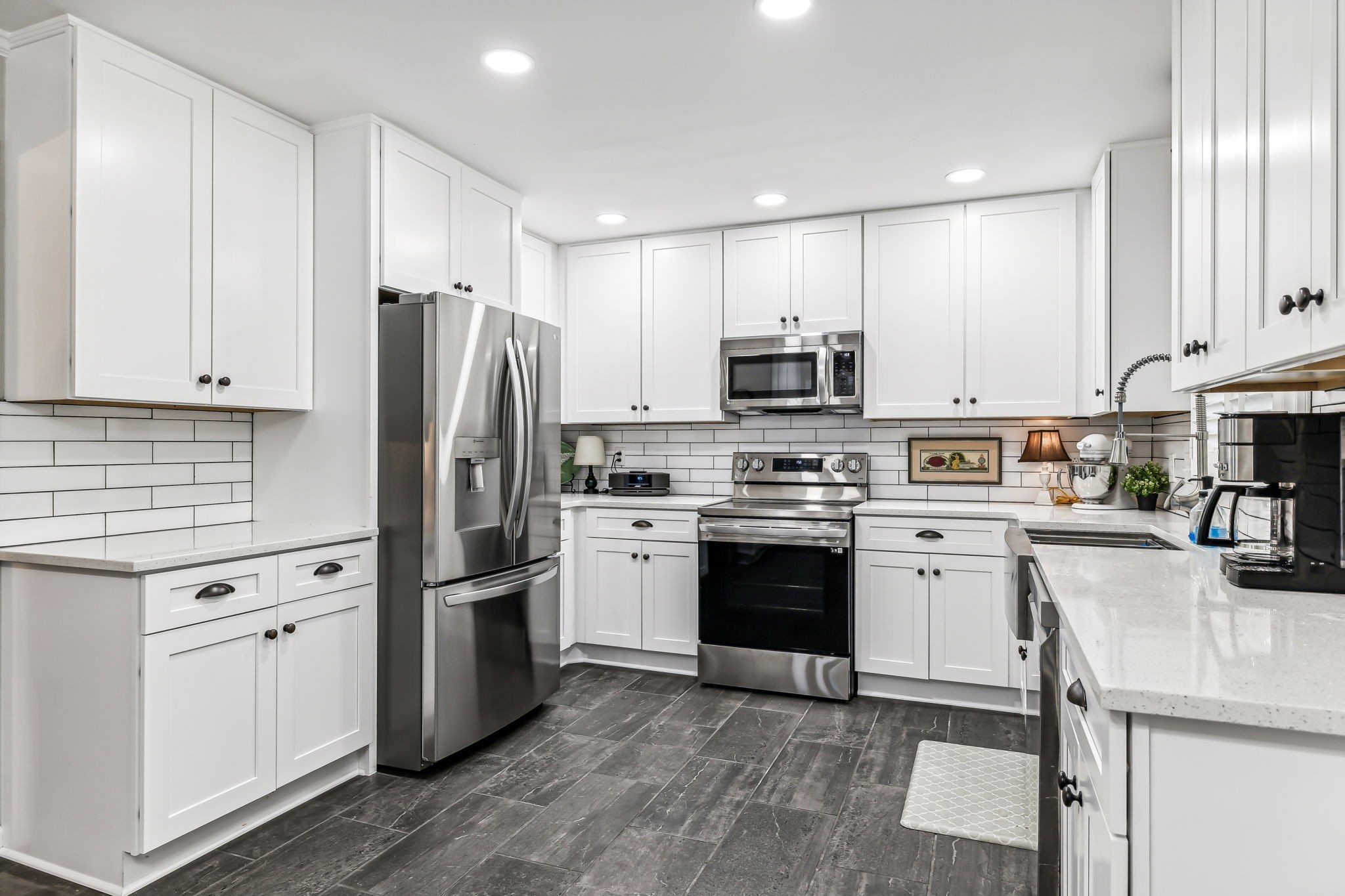 706 Cherokee Ct