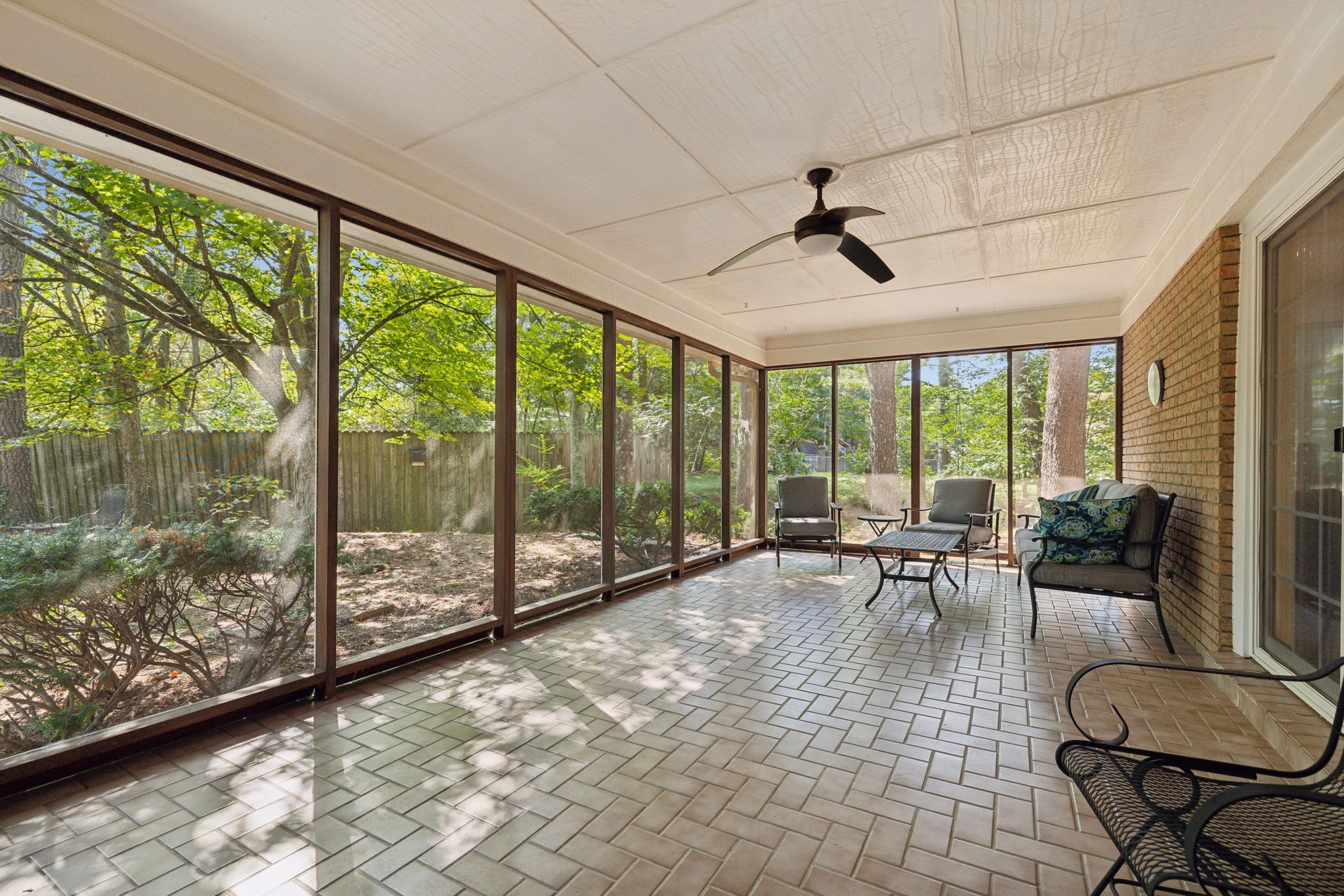 706 Cherokee Ct