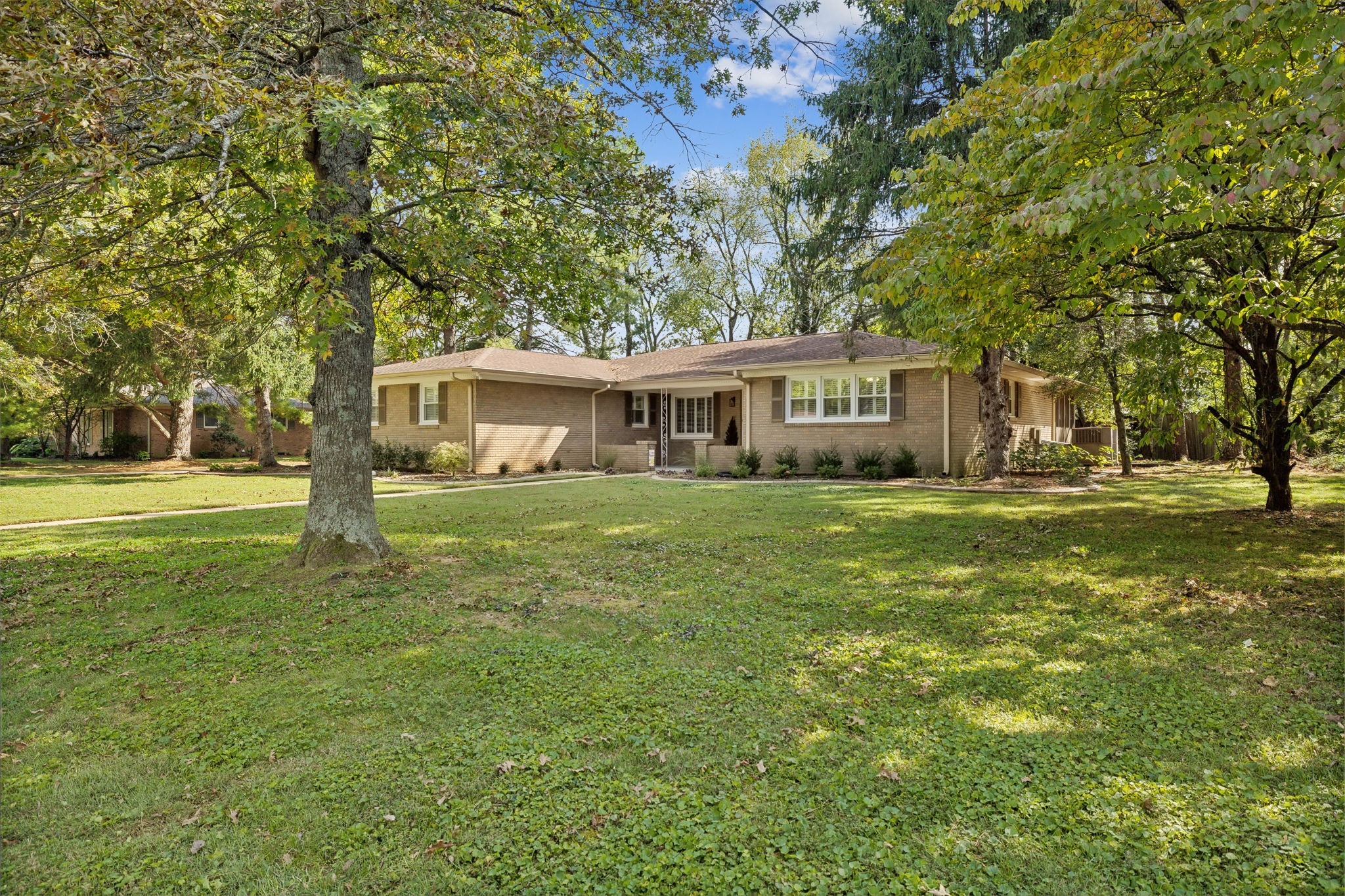 706 Cherokee Ct