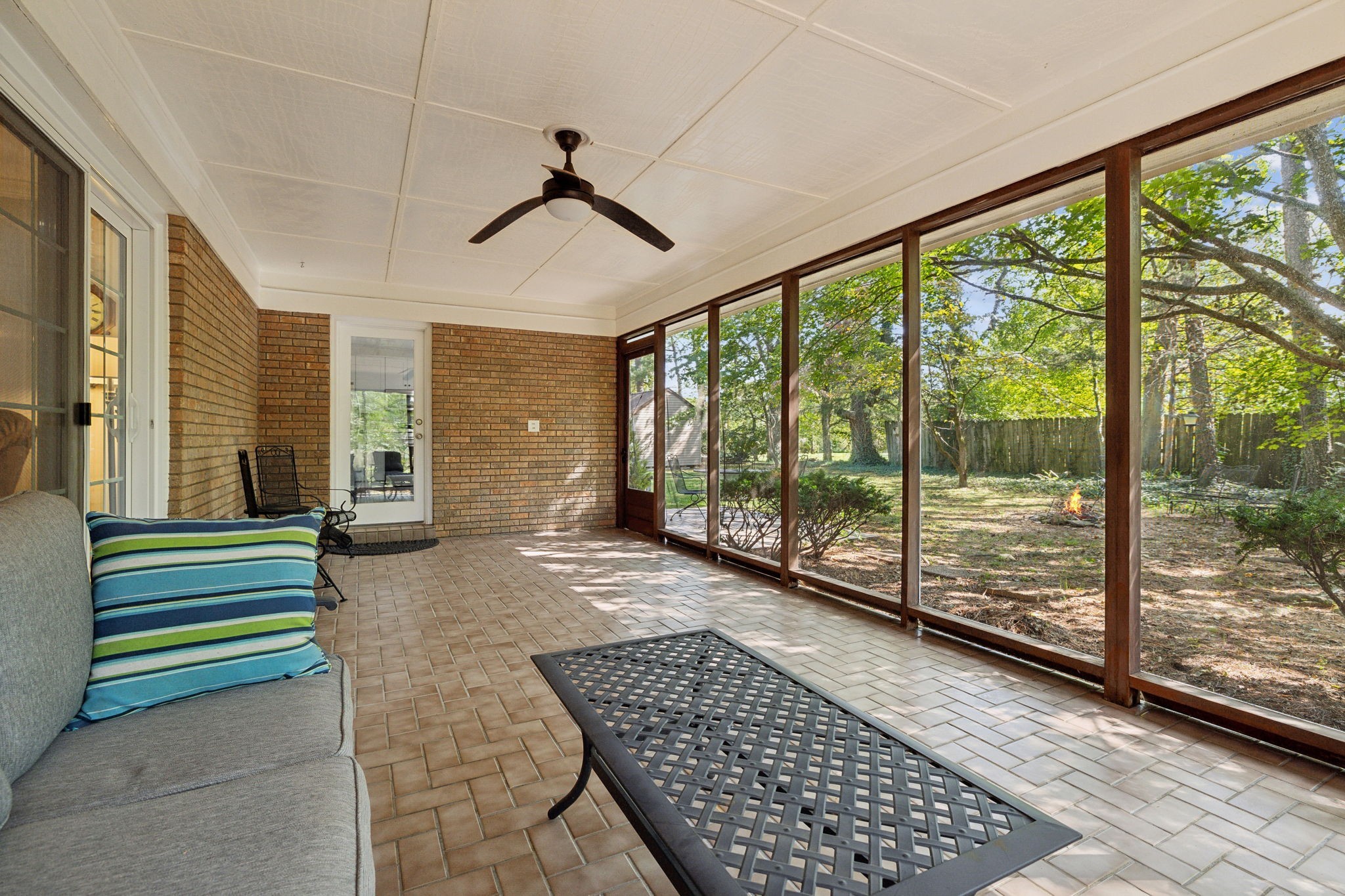 706 Cherokee Ct