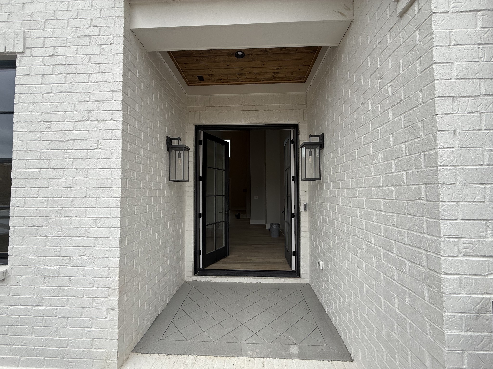 9532 Tarren Mill Lane