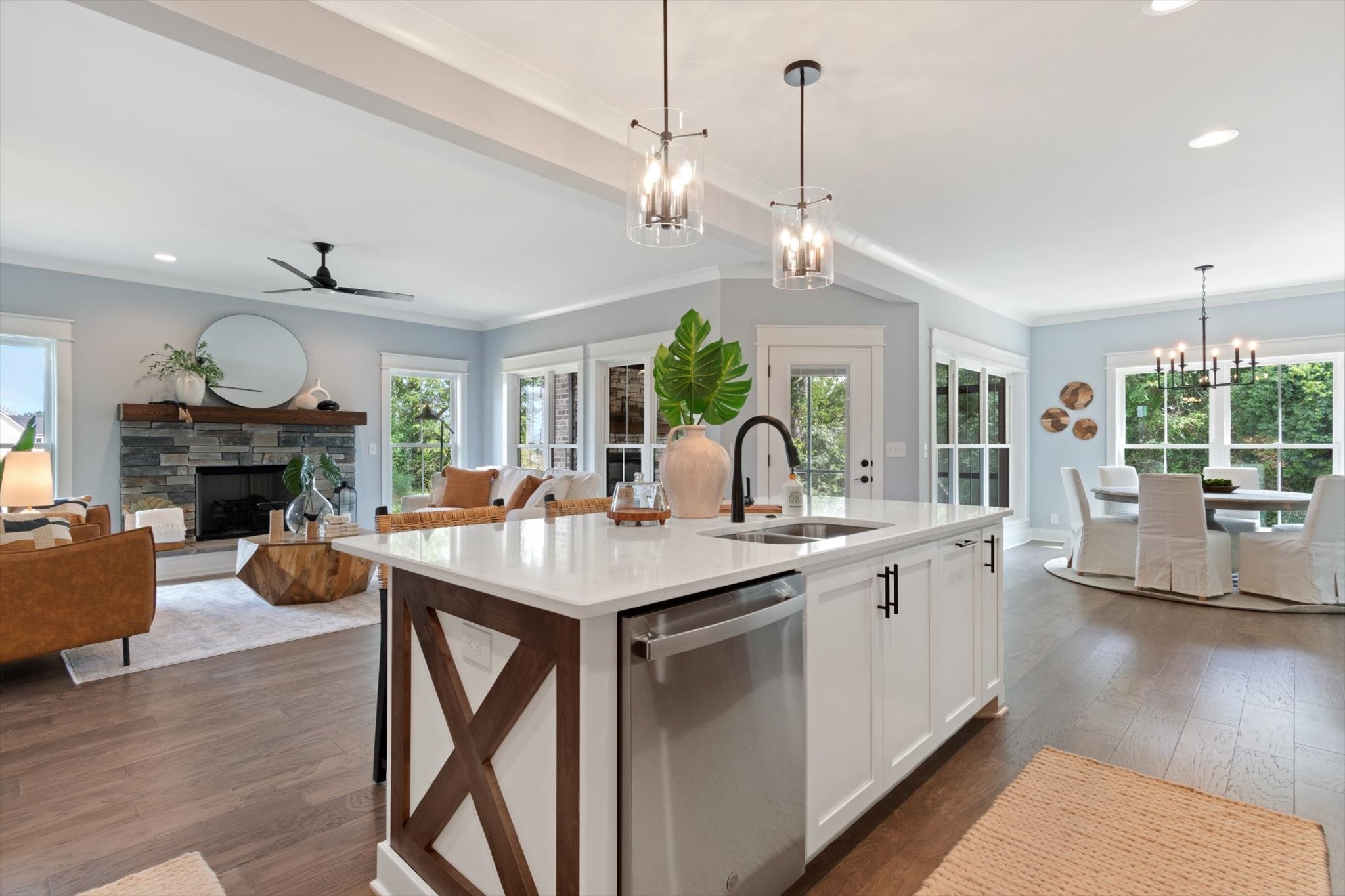 3111 Shady Forest Dr