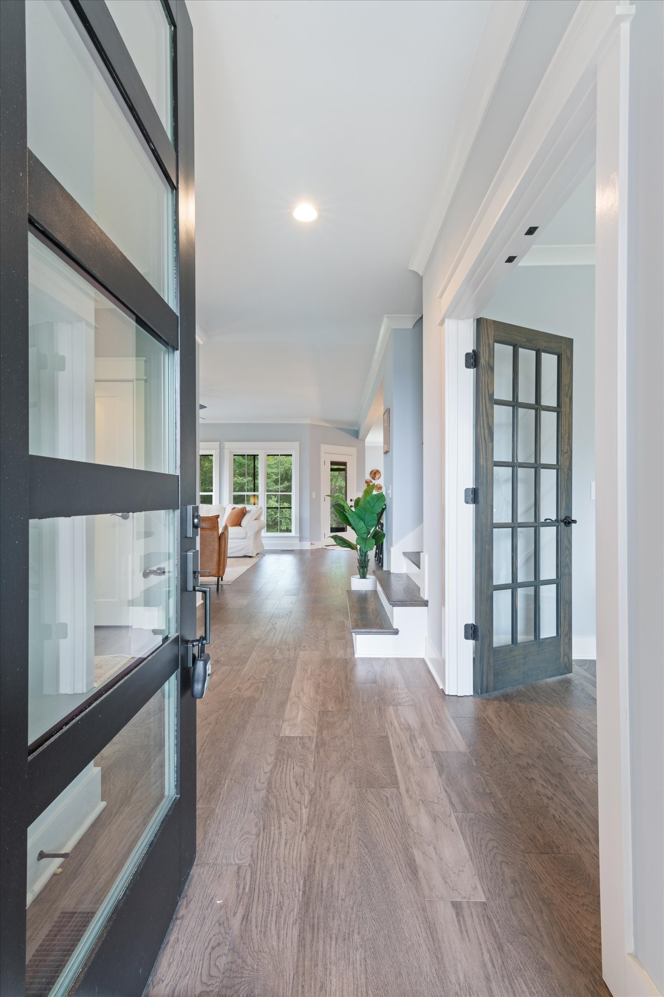 3111 Shady Forest Dr
