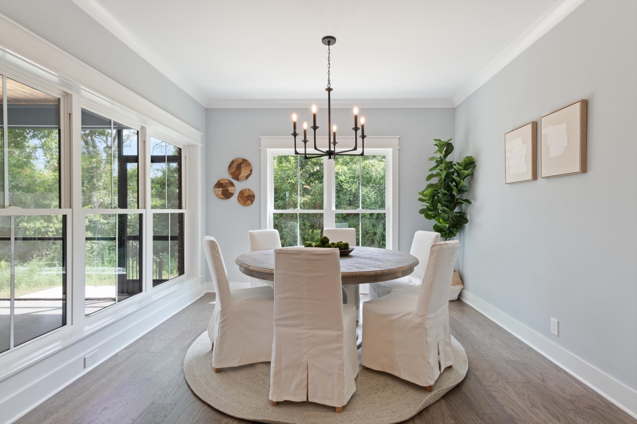 3111 Shady Forest Dr