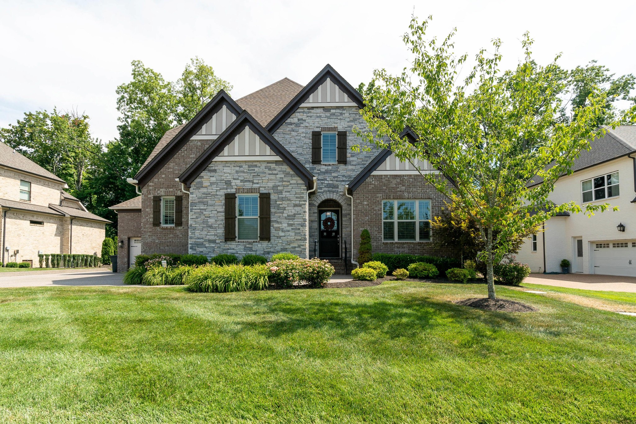 4071 Old Light Cir
