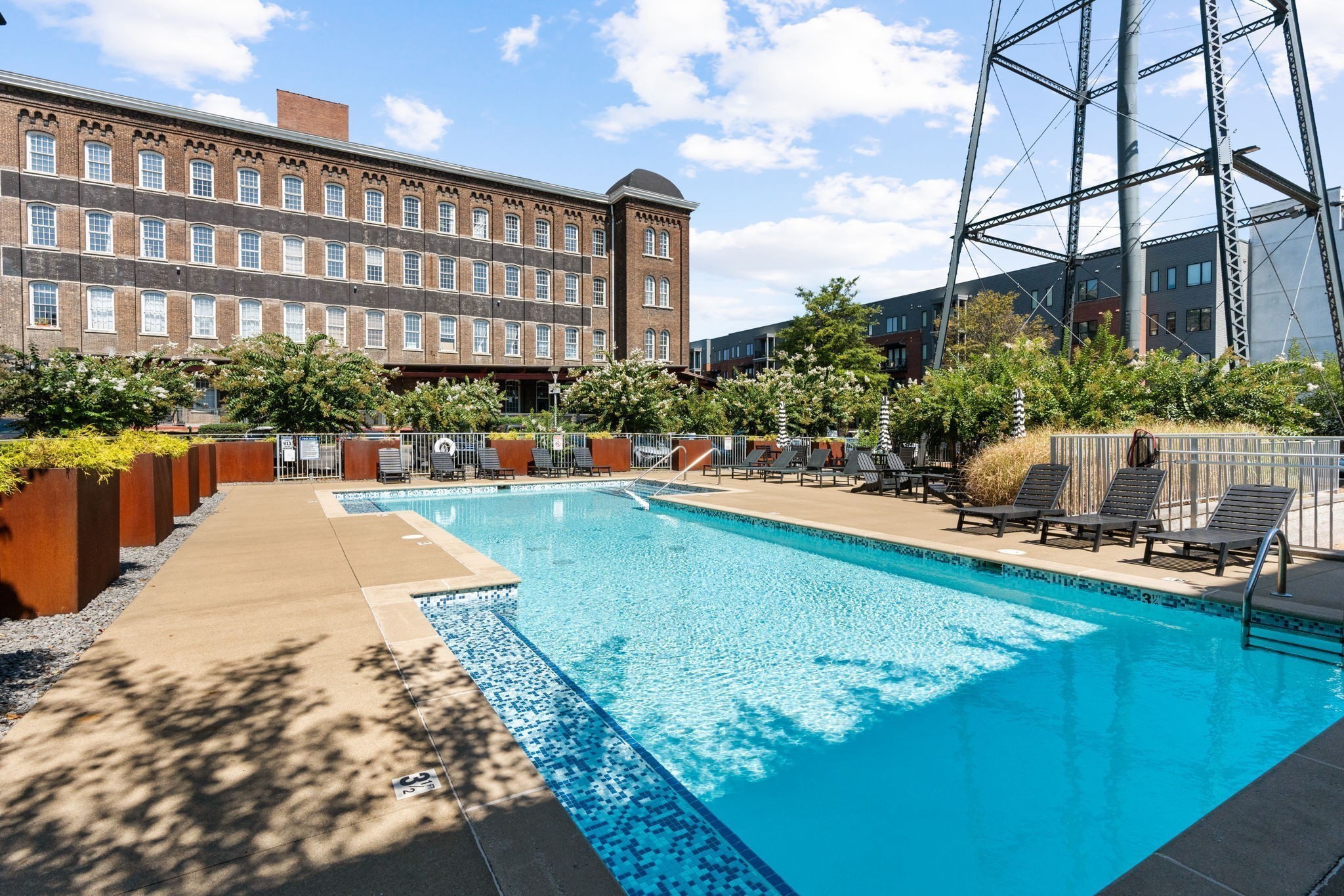 1350 Rosa L Parks Blvd Unit: 329