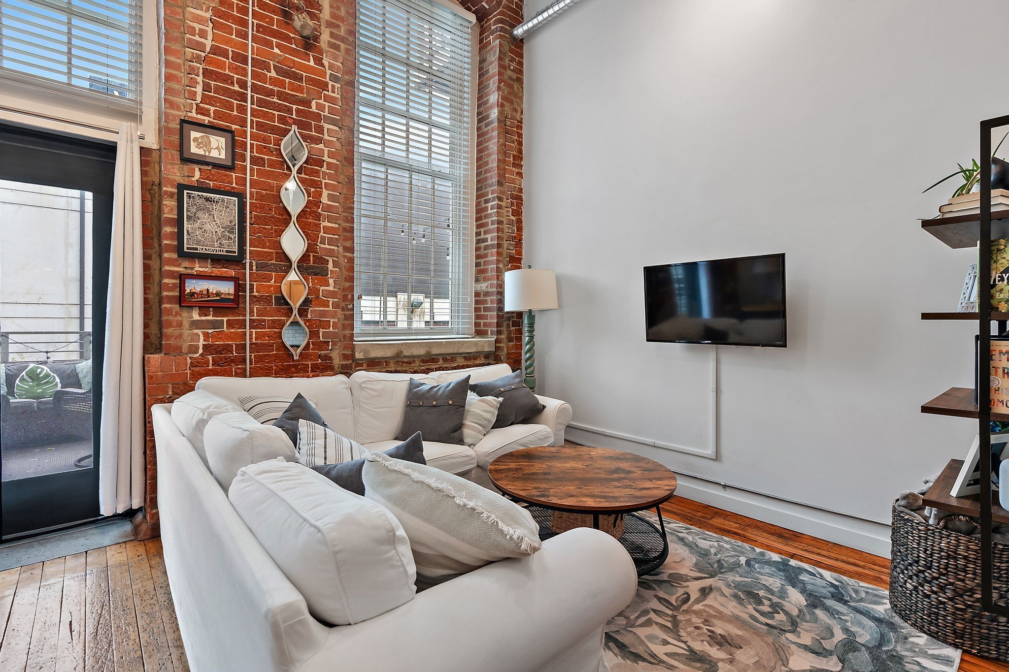 1350 Rosa L Parks Blvd Unit: 329
