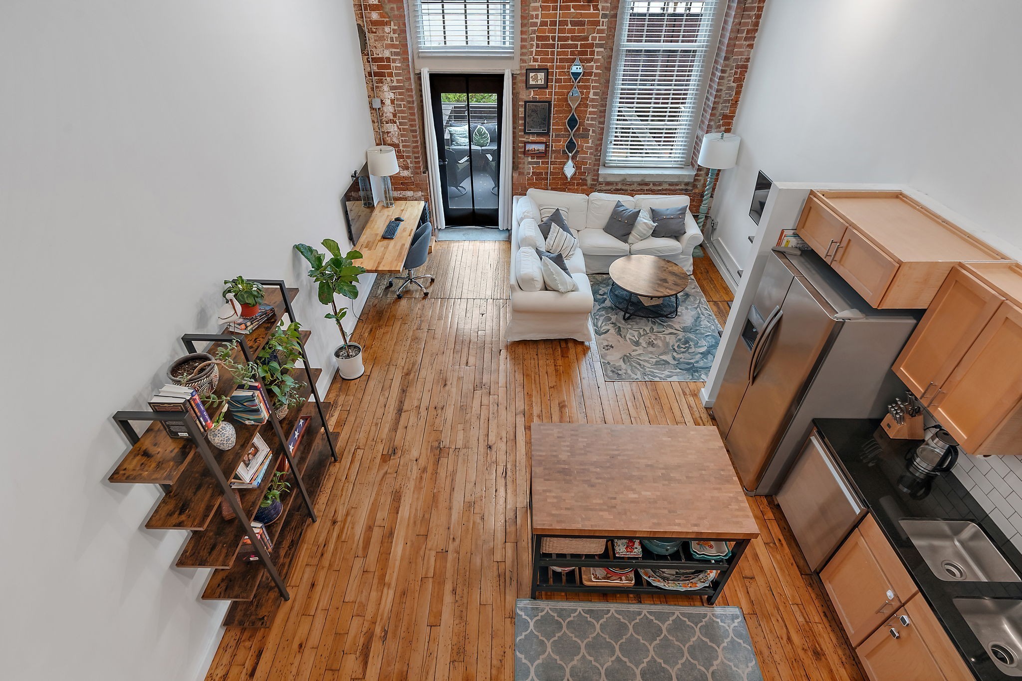 1350 Rosa L Parks Blvd Unit: 329