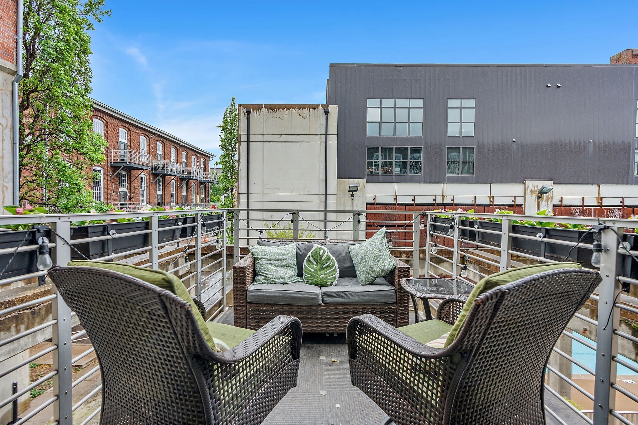 1350 Rosa L Parks Blvd Unit: 329