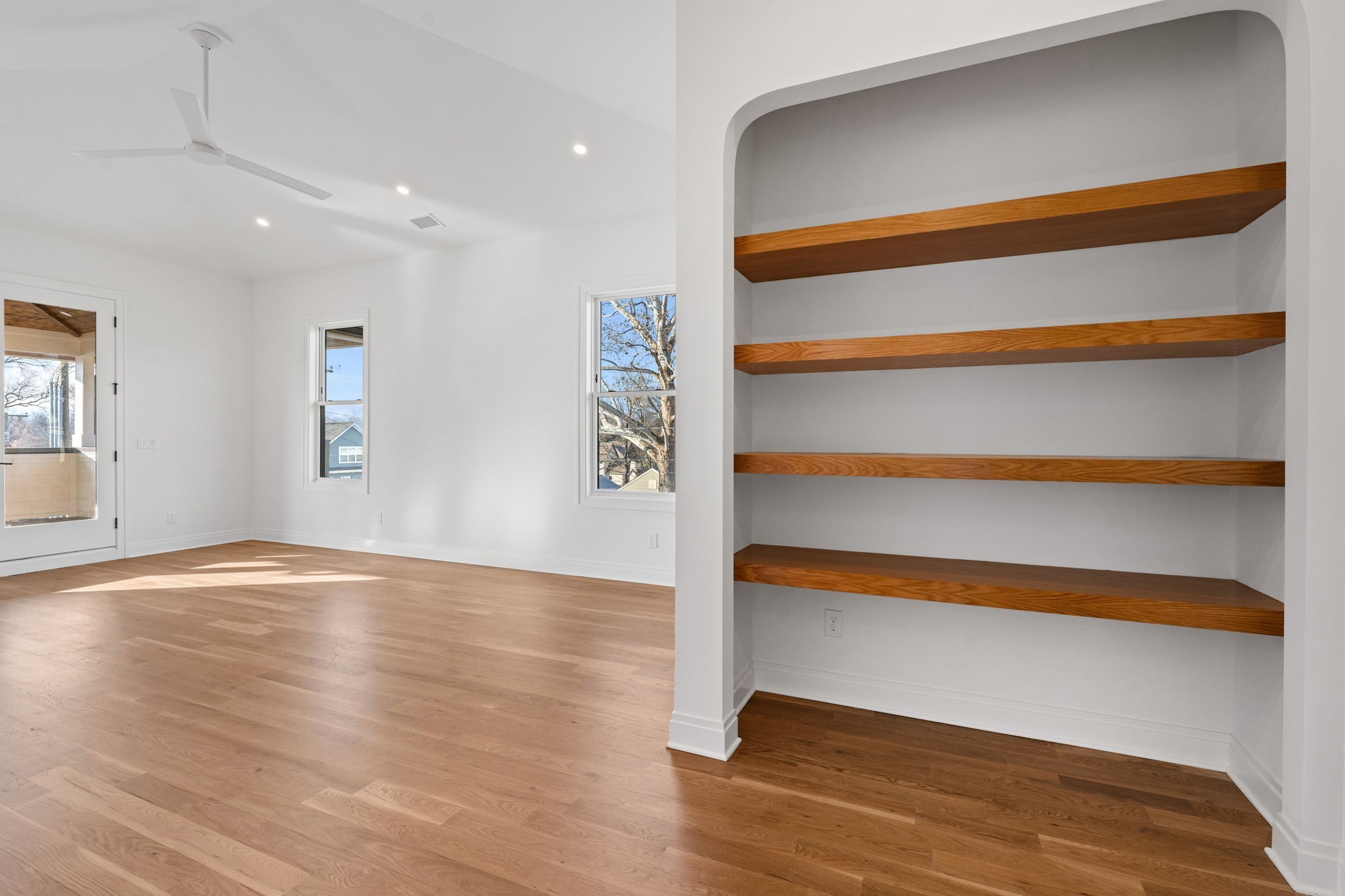 919B Kirkwood Ave