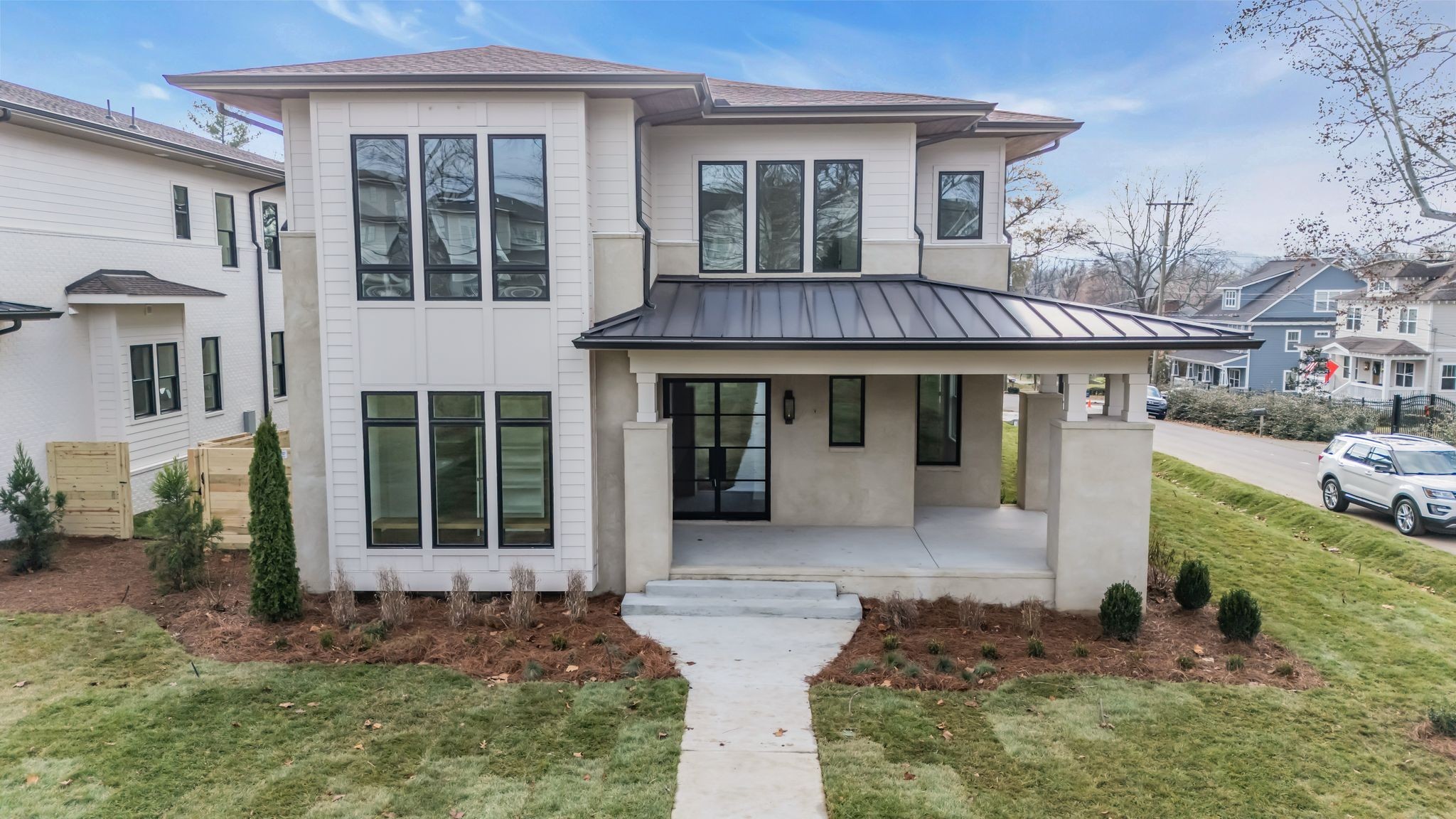 919B Kirkwood Ave
