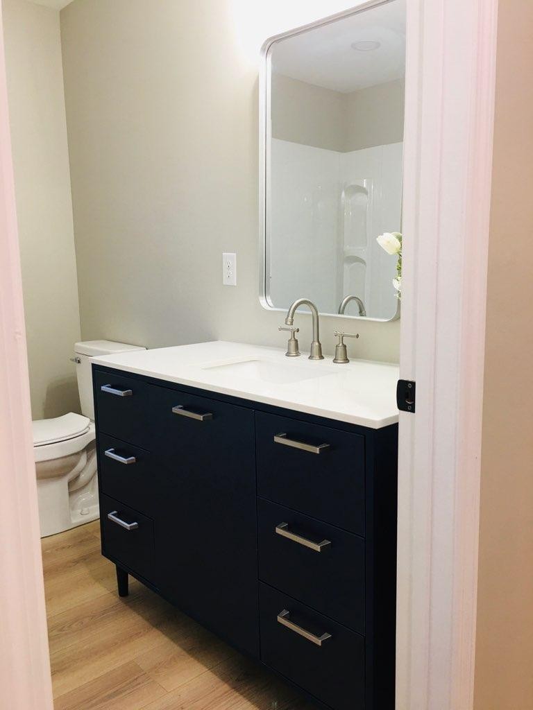 817 Fairlane Circle