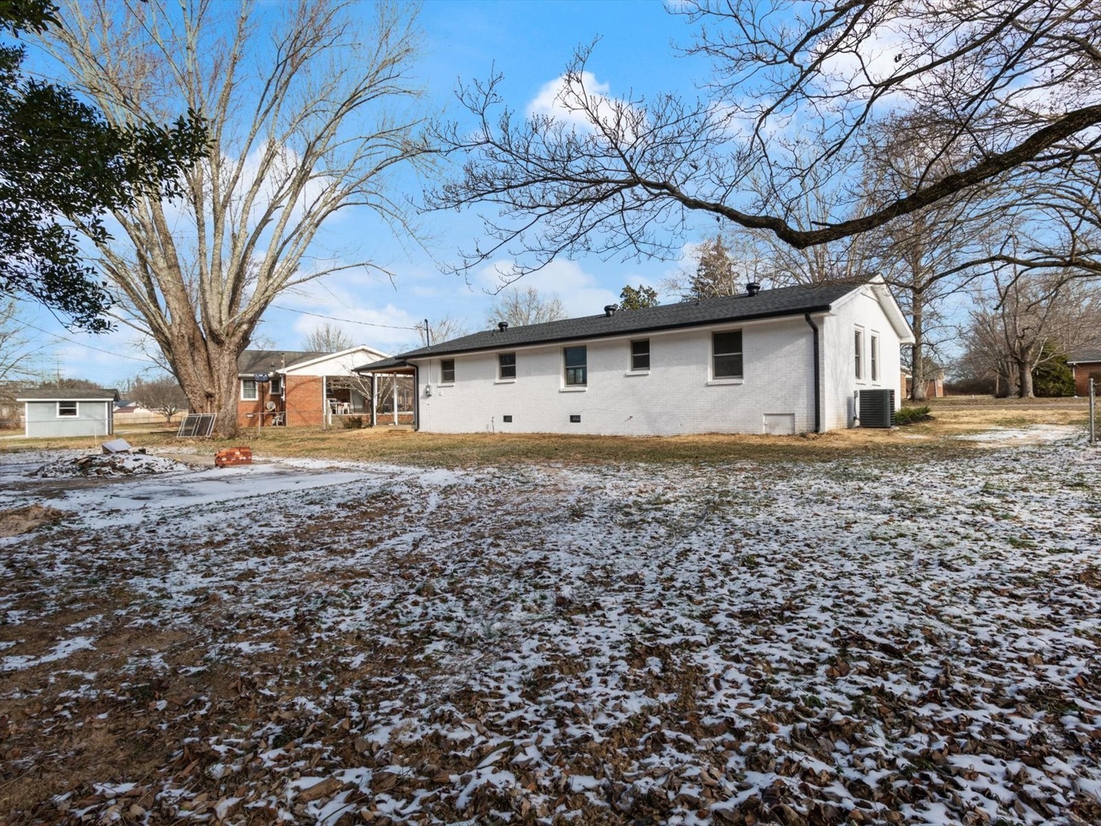 817 Fairlane Circle