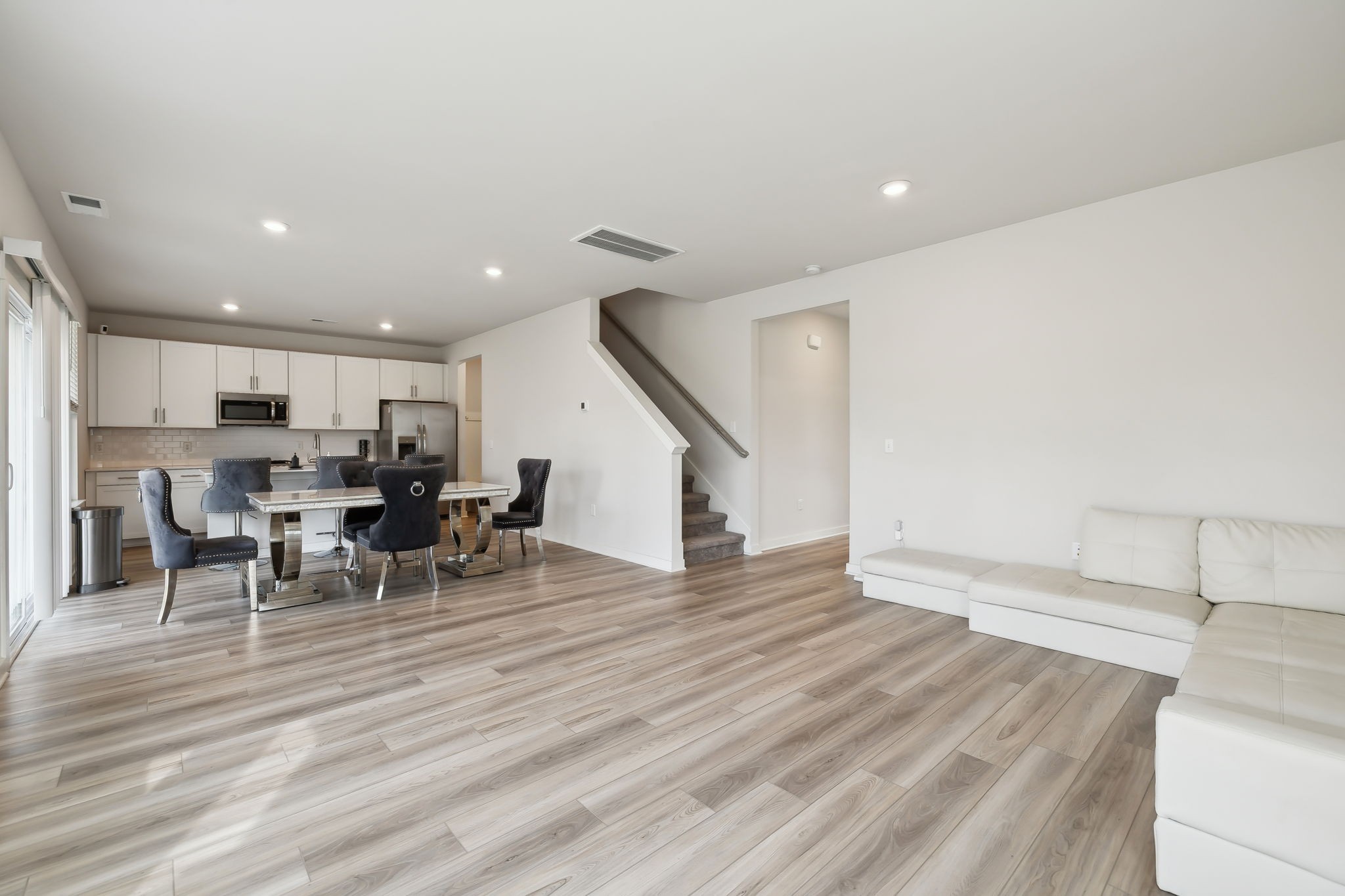 170 Dale Dr