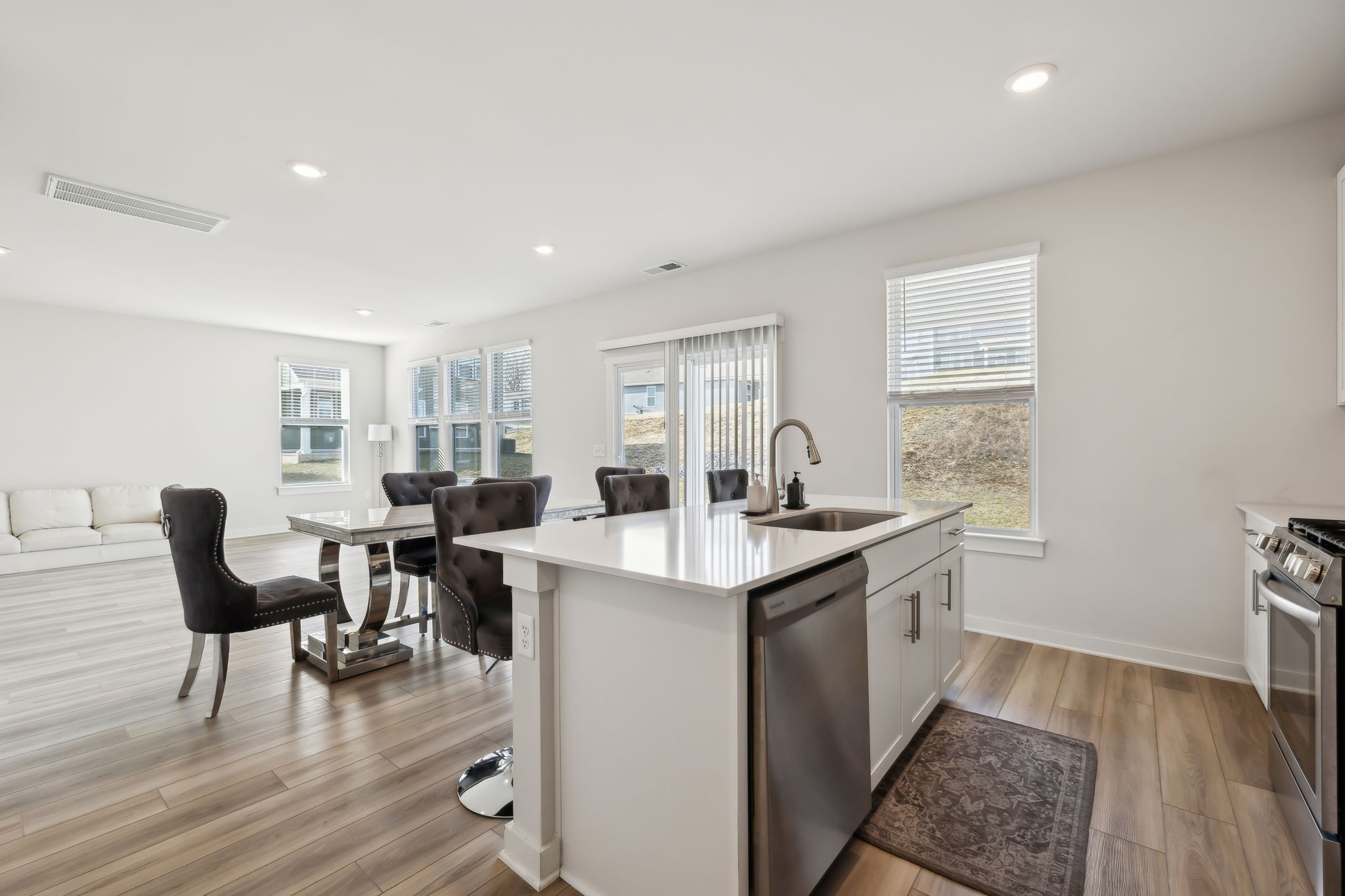 170 Dale Dr