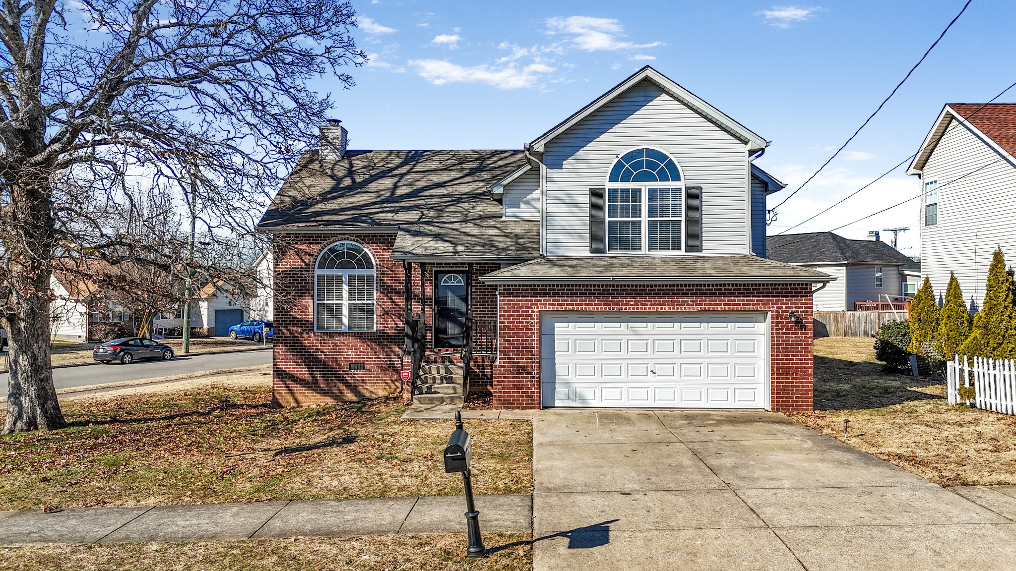 1201 Lakewalk Dr