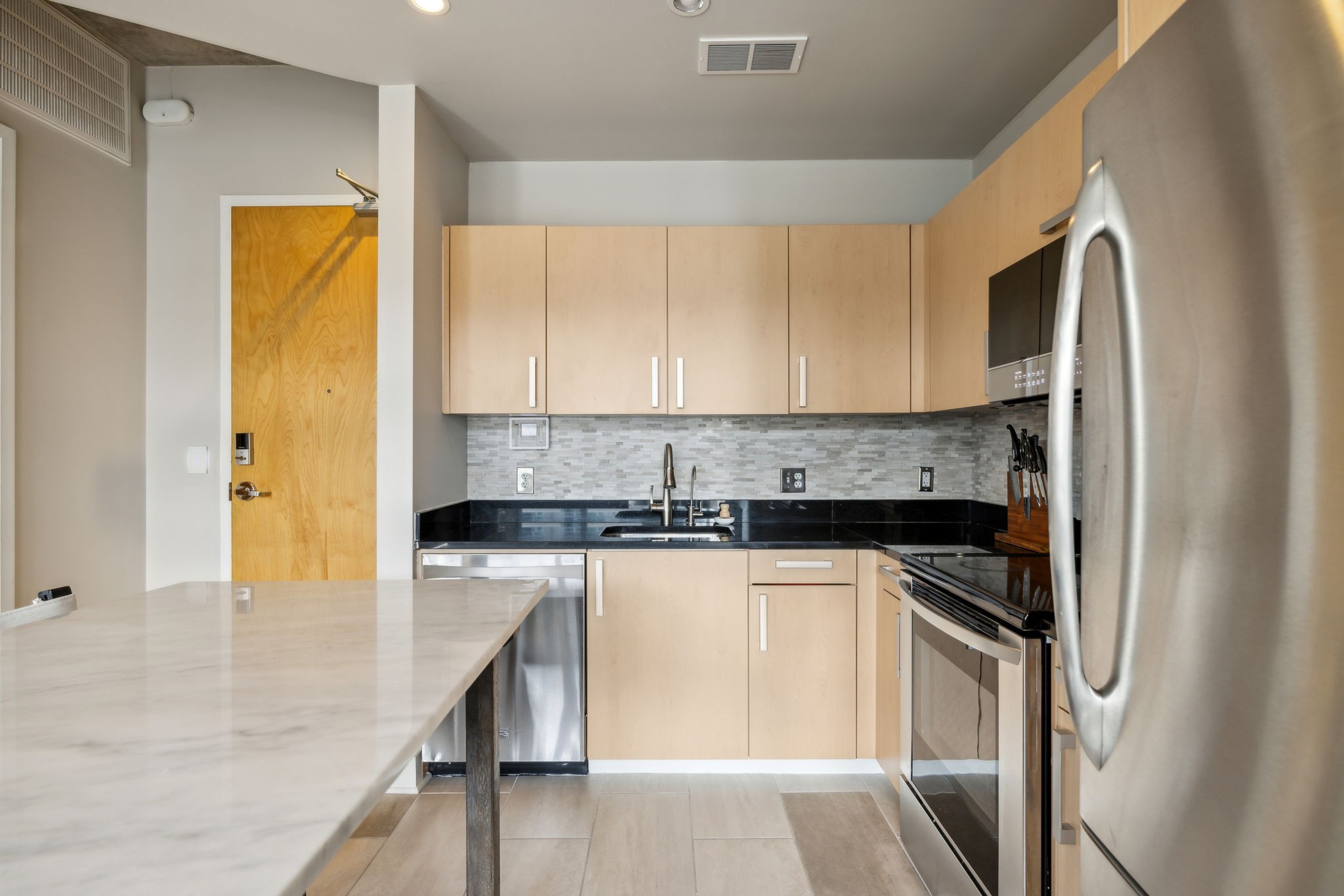 600 12th Ave, S Unit: 1712