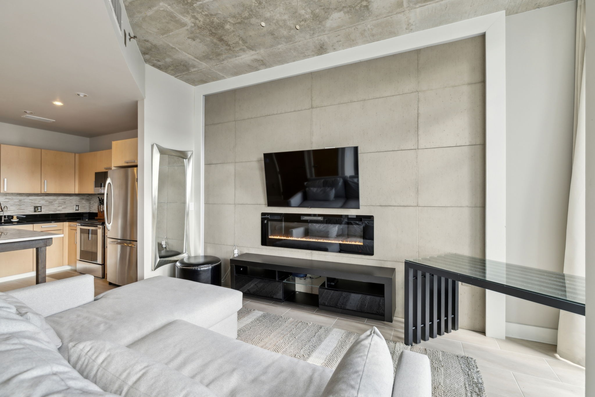 600 12th Ave, S Unit: 1712