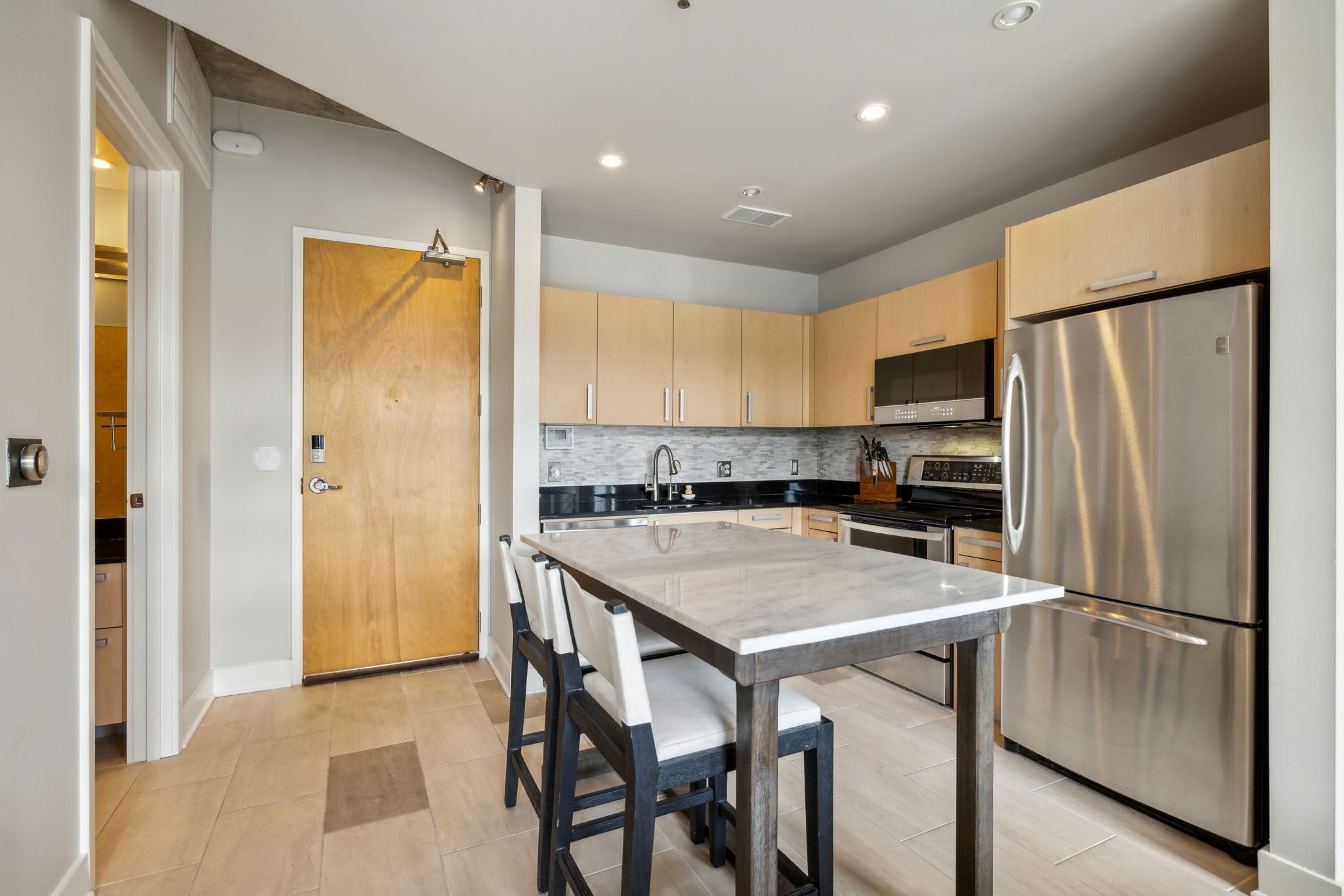 600 12th Ave, S Unit: 1712