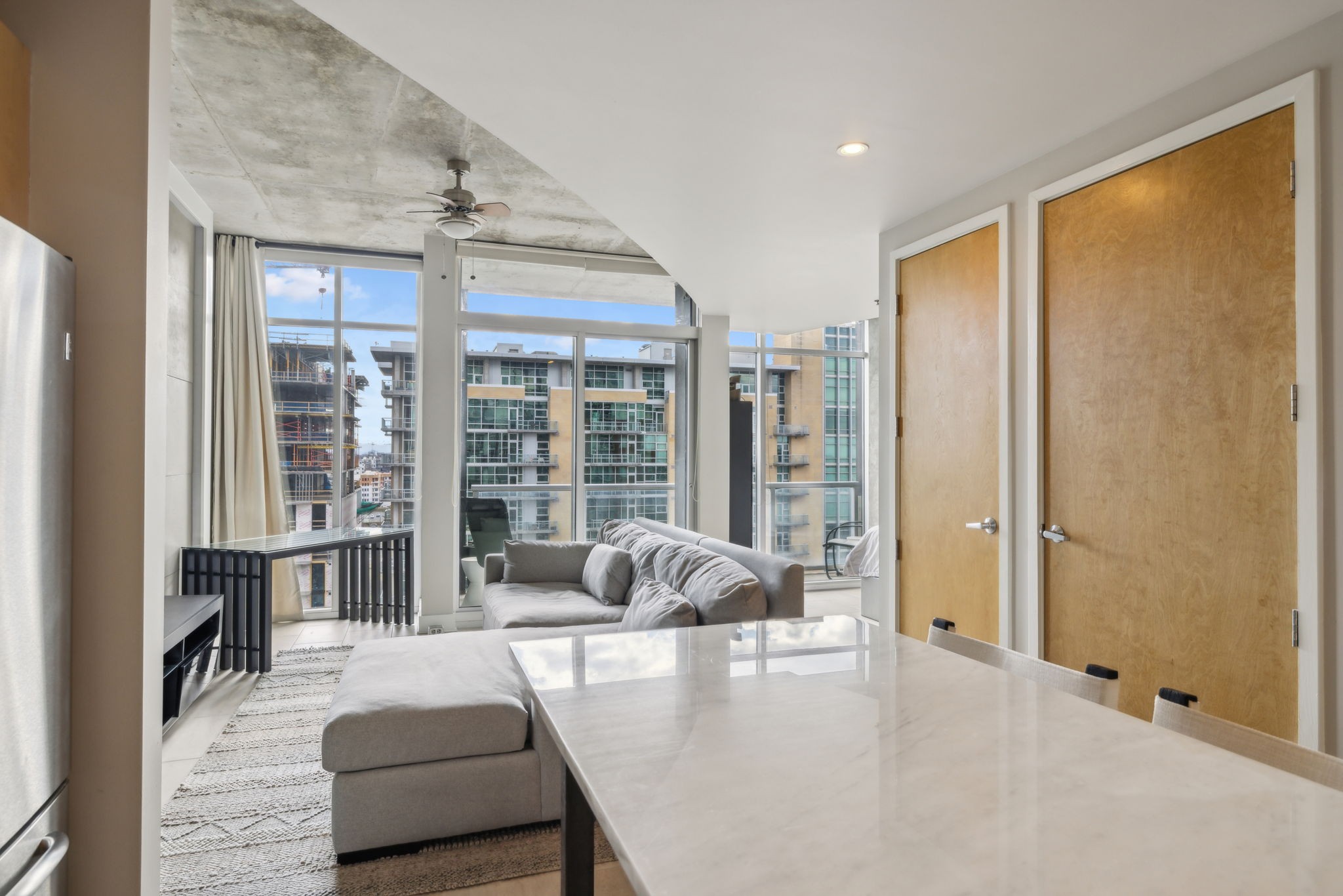 600 12th Ave, S Unit: 1712